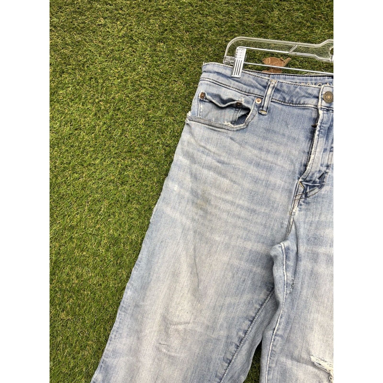 American Eagle Outfitters American Eagle Jeans Mens 32x28 Bootcut Light Wash Denim 5-Pocket Regular Rise Mid Blue Jeans Mens Size US 32 / EU 48 - 4 Thumbnail
