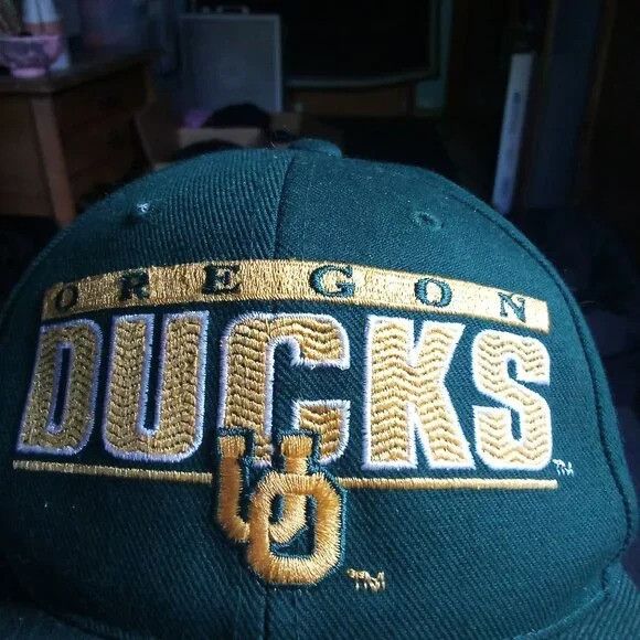 Sports Specialties DS Vintage Sports Specialties Oregon Ducks Snap Hat Cap Size ONE SIZE - 2 Thumbnail