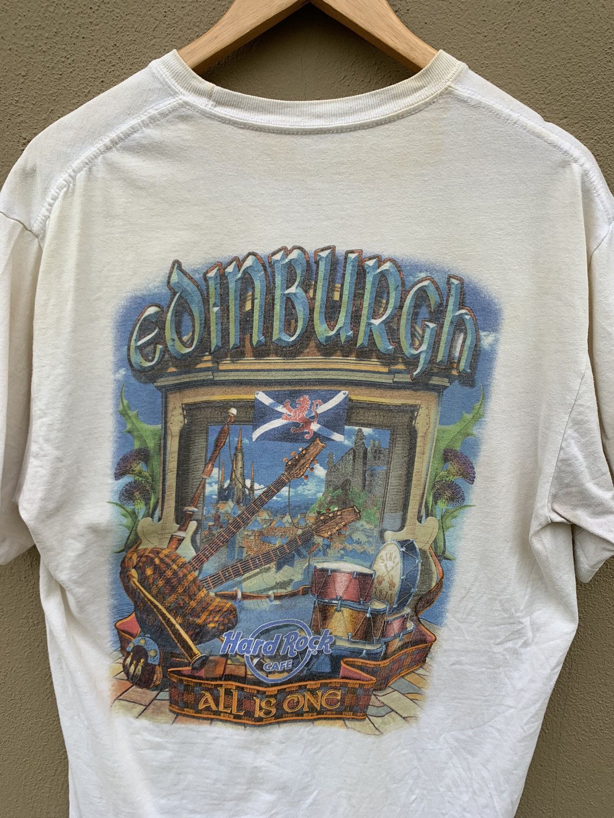 Hard Rock Cafe Y2K Thrashed Faded Hard Rock Cafe Edinburgh Printed tee Size US L / EU 52-54 / 3 - 2 Thumbnail