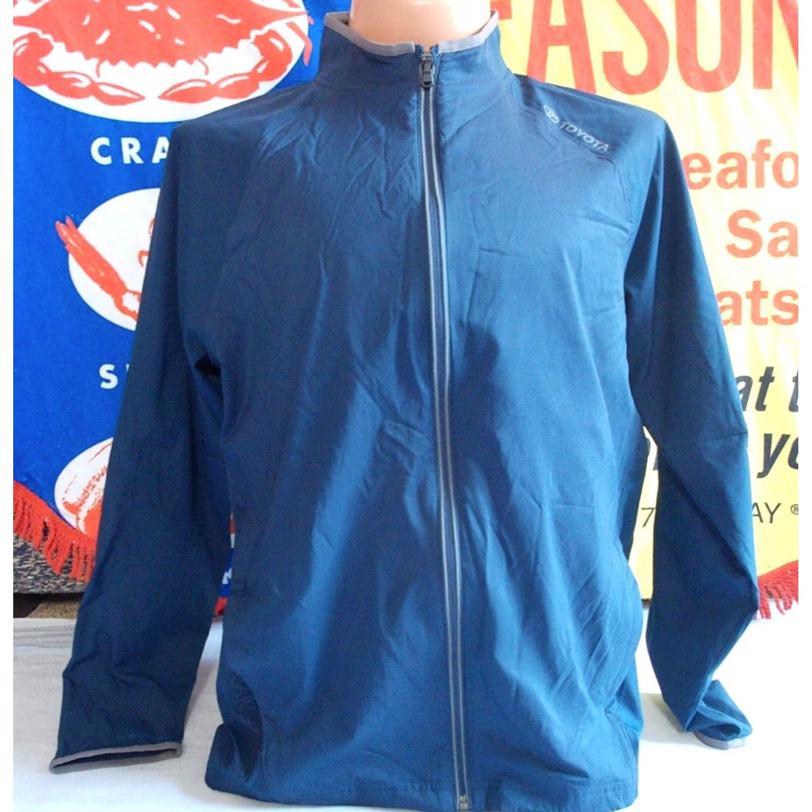Under Armour TOYOTA Under Armour Storm Golf Jacket Windbreaker XL Navy Blue Men's XL Zip Full Zip Long Sleeve Size US XL / EU 56 / 4 - 2 Thumbnail