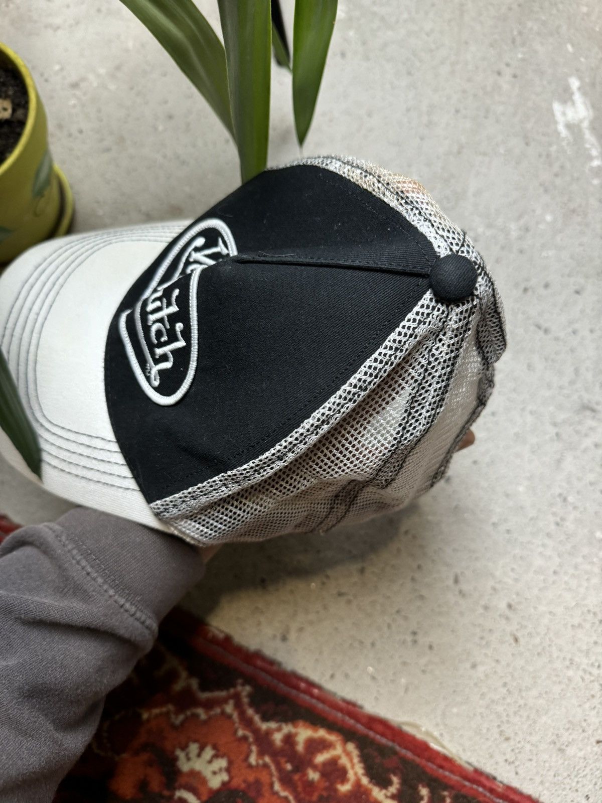 Japanese Brand × Vintage Vintage Y2K Von Dutch Faded Embroidered Logo Tracker Cap Size ONE SIZE - 5 Thumbnail