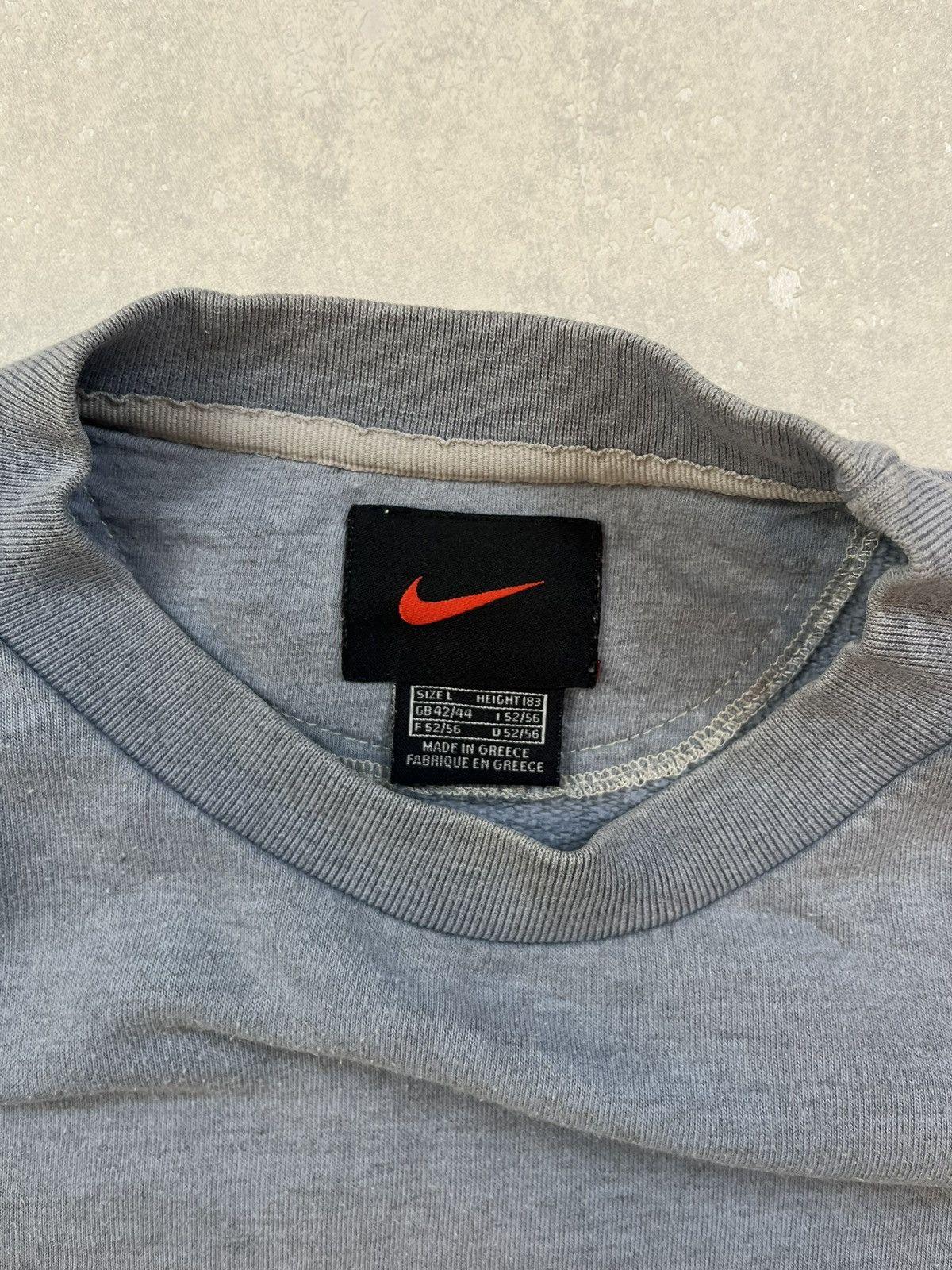 Nike × Vintage 90s Nike Swoosh Vintage Y2K Oversized Faded Blank Sweatshirt Size US L / EU 52-54 / 3 - 3 Thumbnail