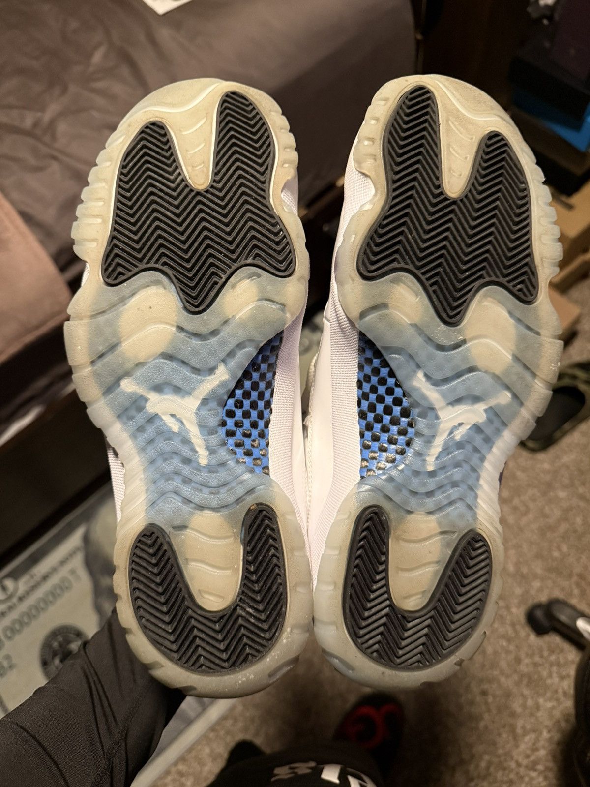 Jordan Brand Jordan 11 Low Legend Blue Size US 9.5 / EU 42-43 - 4 Thumbnail
