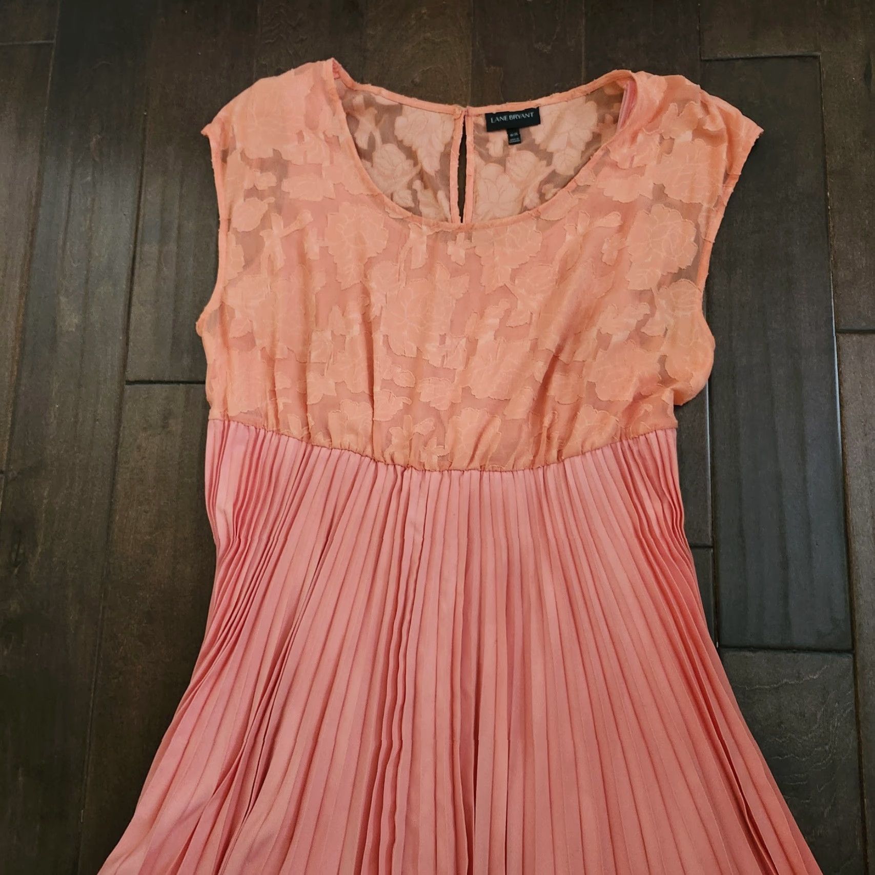 Vintage VINTAGE Lane Bryant Coral Lace Pleated Dress Womens 18/20 Midi Size XXL / US 16-18 / IT 52-54 - 4 Thumbnail