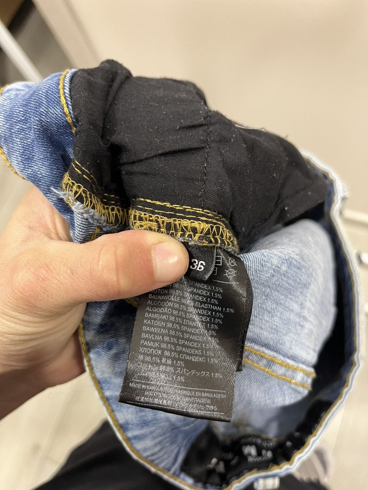 Richmond Denim Richmond Denim Y2K Blue Distressed Flare Jeans Made In Italy Size US 36 / EU 52 - 7 Thumbnail
