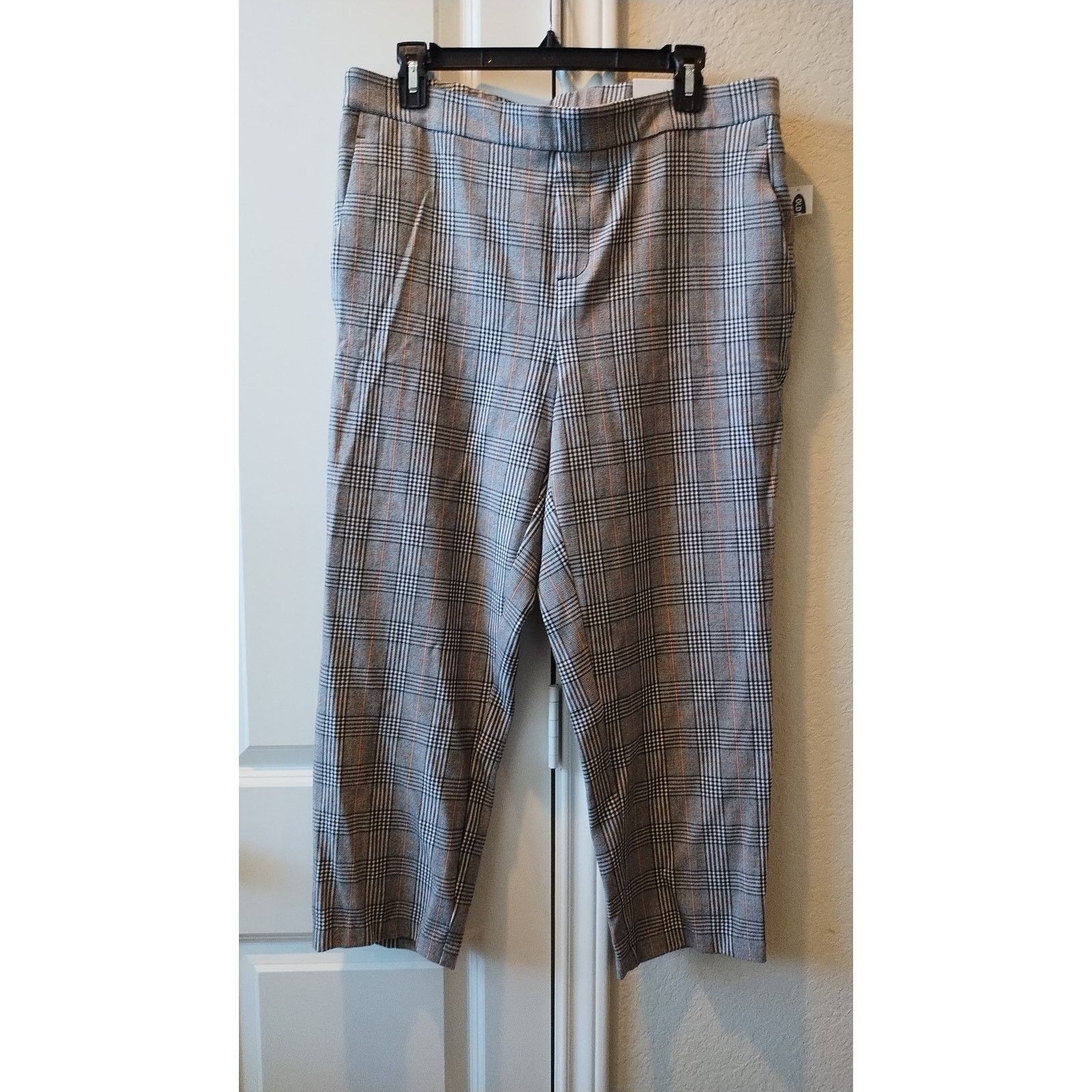 Old Navy Old Navy Women High Waist Plaid Ankle Pull on Pants Sz14 New Size 36" / US 14 / IT 50 - 1 Thumbnail
