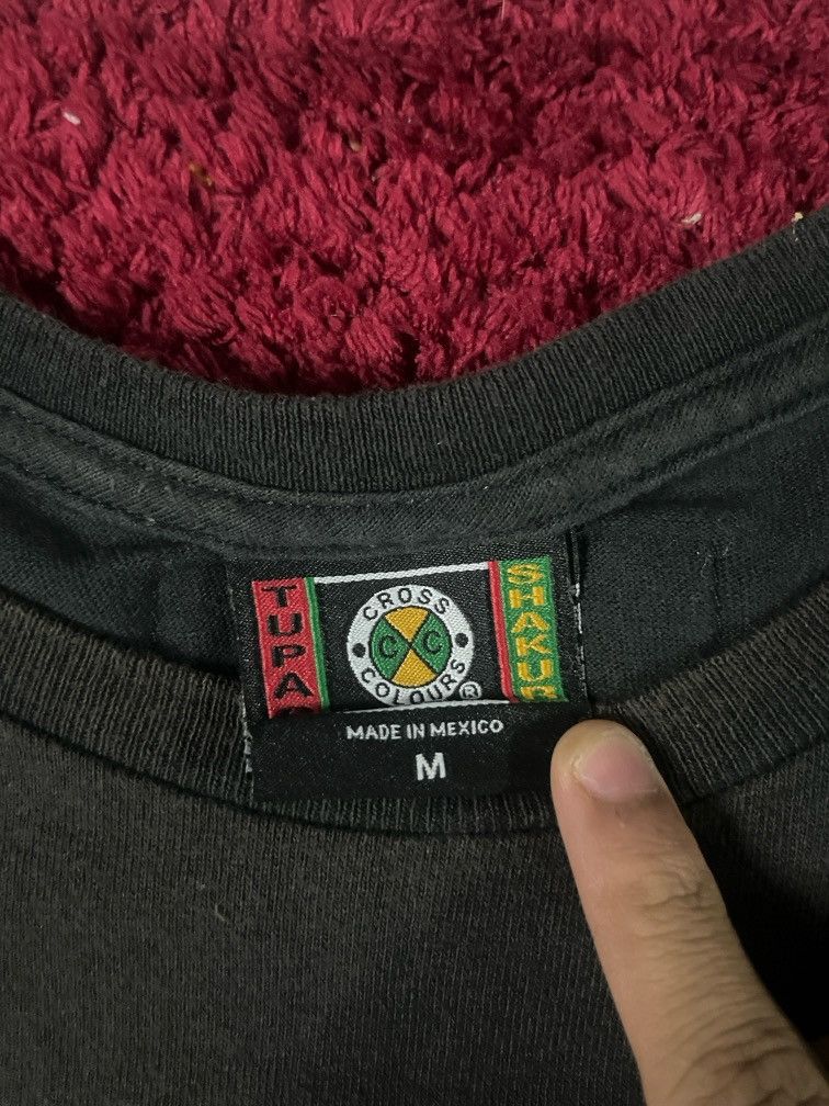 Cross Colours × Vintage VINTAGE TUPAC SHAKUR X CROSS COLOURS (CC) Size US S / EU 44-46 / 1 - 3 Thumbnail