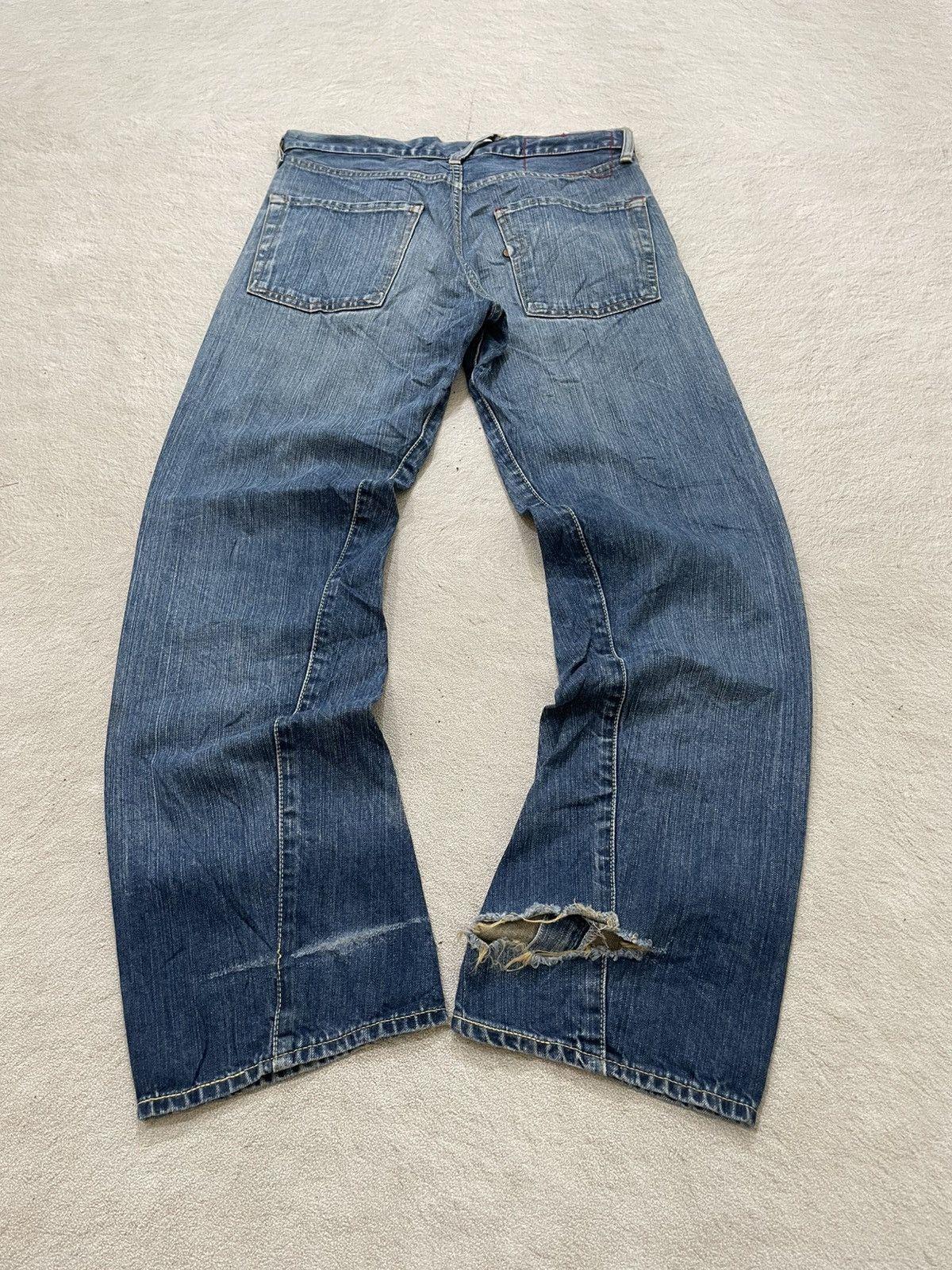 Levi's 2000s Levis 501 Distressed Denim Washed Jeans Loose Fit Y2K Size US 31 - 9 Thumbnail
