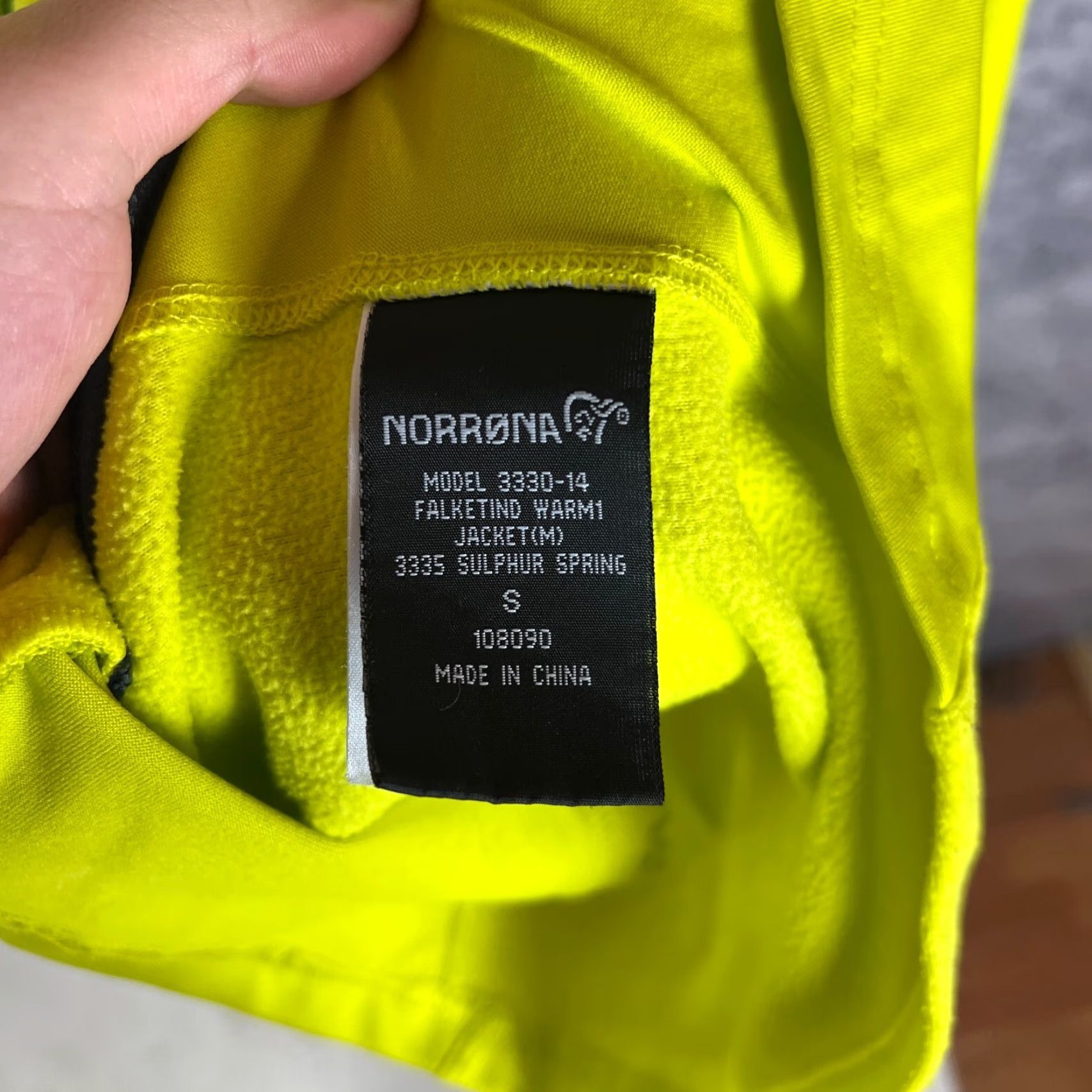 Vintage Norrona Jacket Yellow Palm Warm1 Size S Men's Polyester Outer Shell Jacket Size US S / EU 44-46 / 1 - 5 Thumbnail