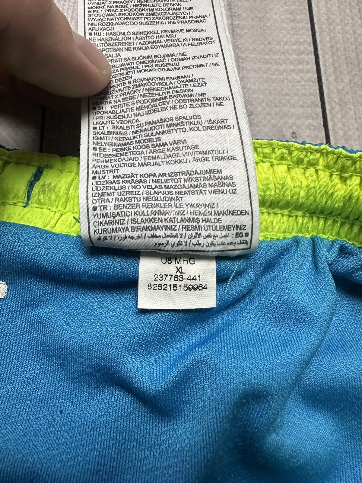 Vintage Vintage Nike Barcelona soccer shorts blue rare size S Size US 29 - 6 Thumbnail