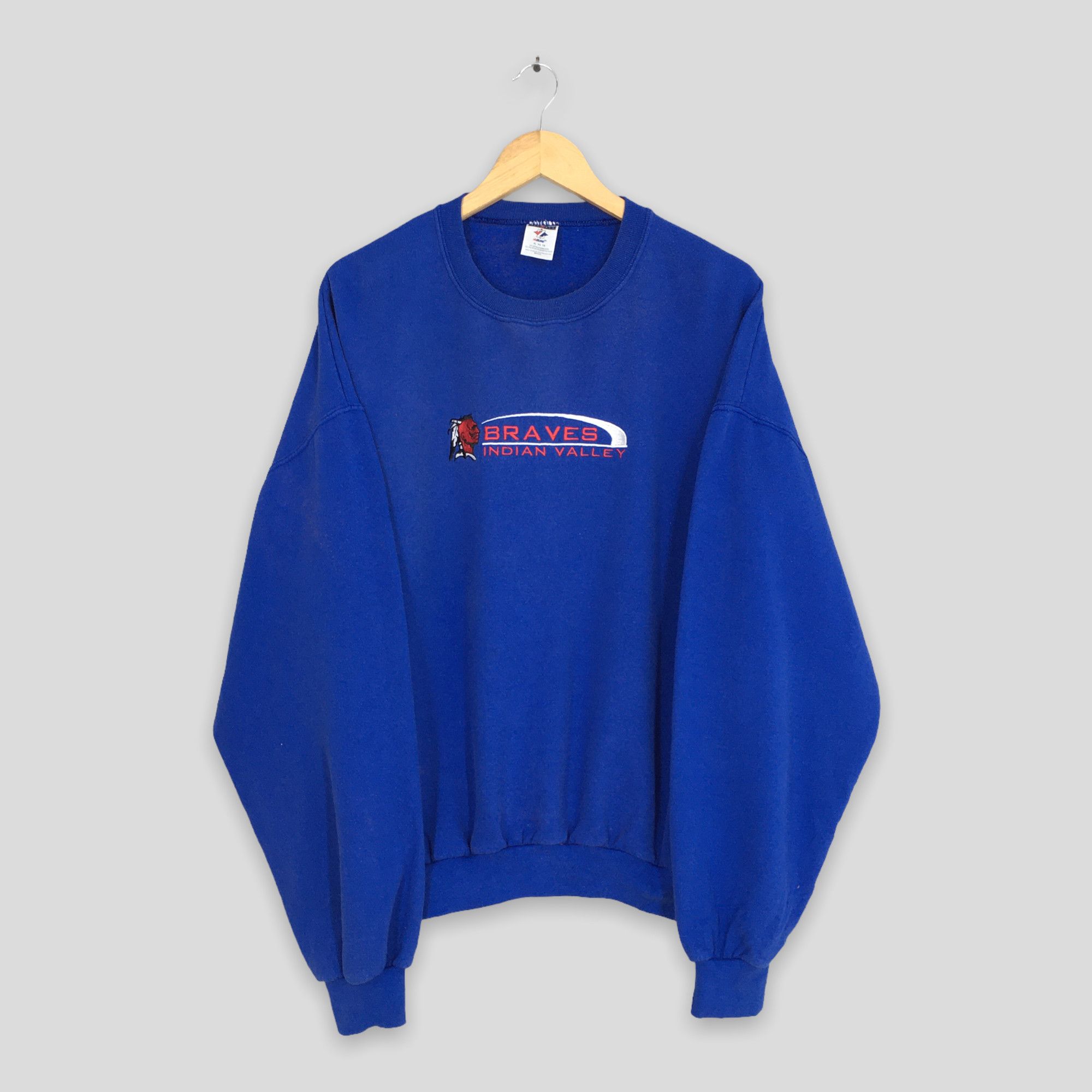 NCAA Vintage Braves Valley High School Sweatshirts XLarge Size US XL / EU 56 / 4 - 1 Thumbnail
