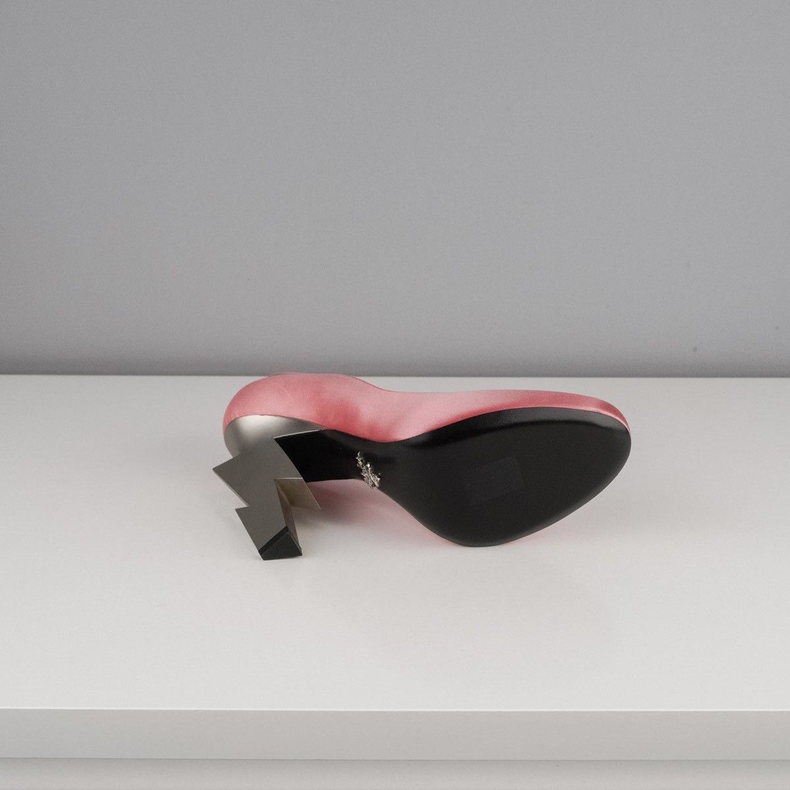 Prada Iconic prada satin pink silver logo metal bolt heels Size US 8.5 / IT 38.5 - 6 Thumbnail