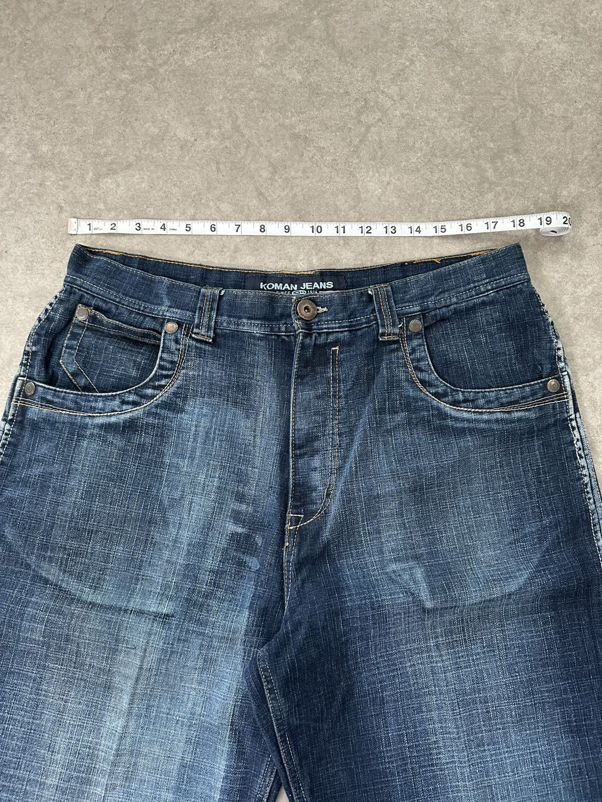 Vintage Vintage Faded Blue Denim Jeans Y2K Baggy Skater Style Pants Size US 36 / EU 52 - 7 Thumbnail