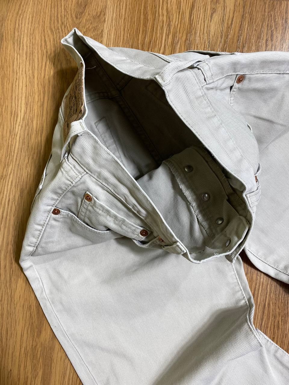 Levi's VINTAGE LEVIS 501 DISTRESS White WASH JEANS Size US 32 / EU 48 - 10 Thumbnail