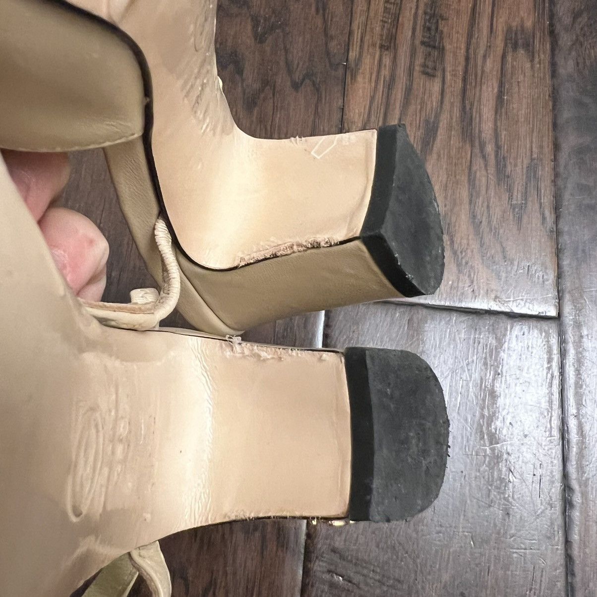Chanel Authentic Chanel Interlocking CC Logo Goat Leather Size US 5.5 / IT 35.5 - 13 Thumbnail