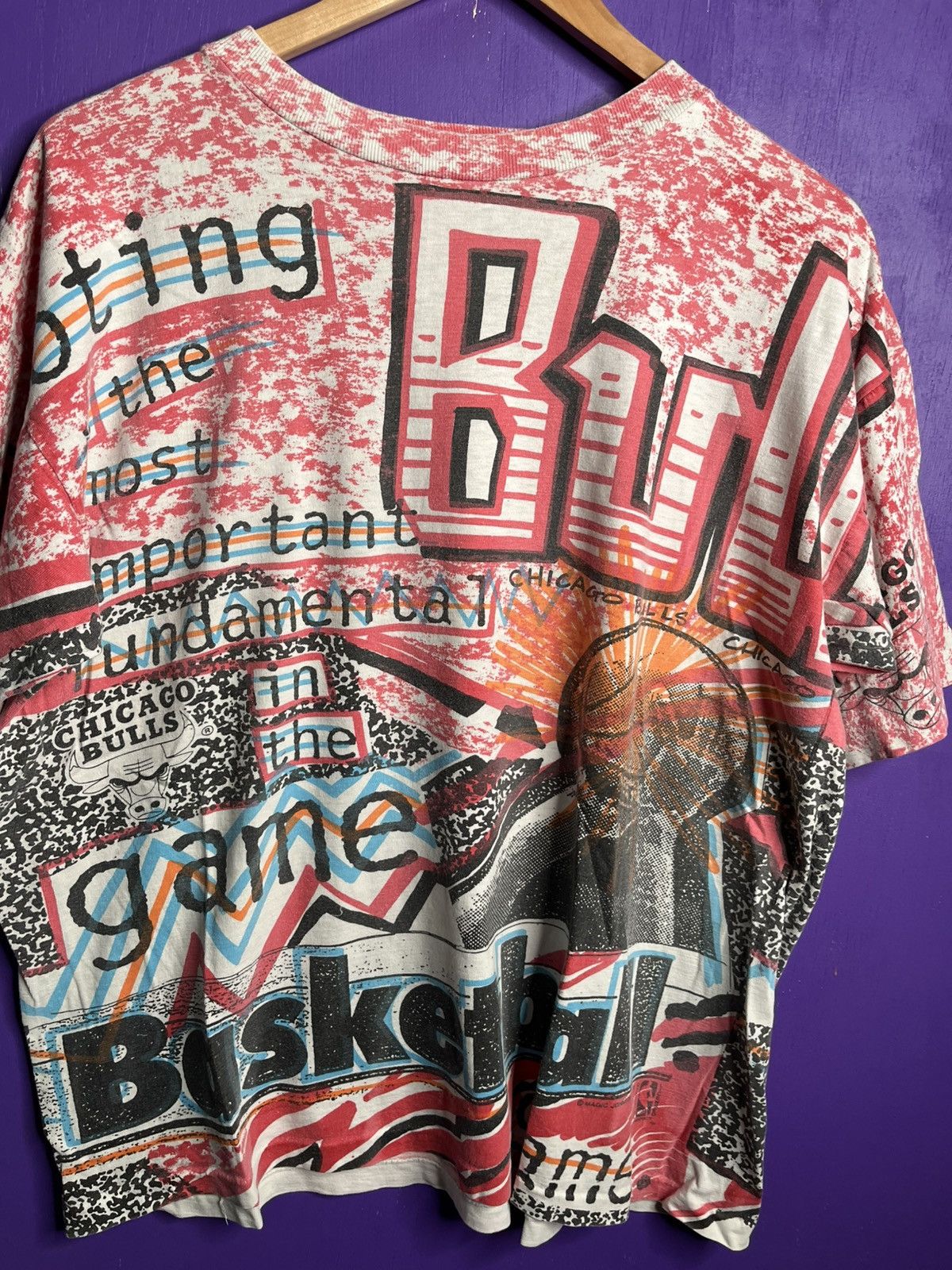 NBA × Vintage Vintage 90s Chicago Bulls shooting AOP t-shirt Size US L / EU 52-54 / 3 - 3 Thumbnail