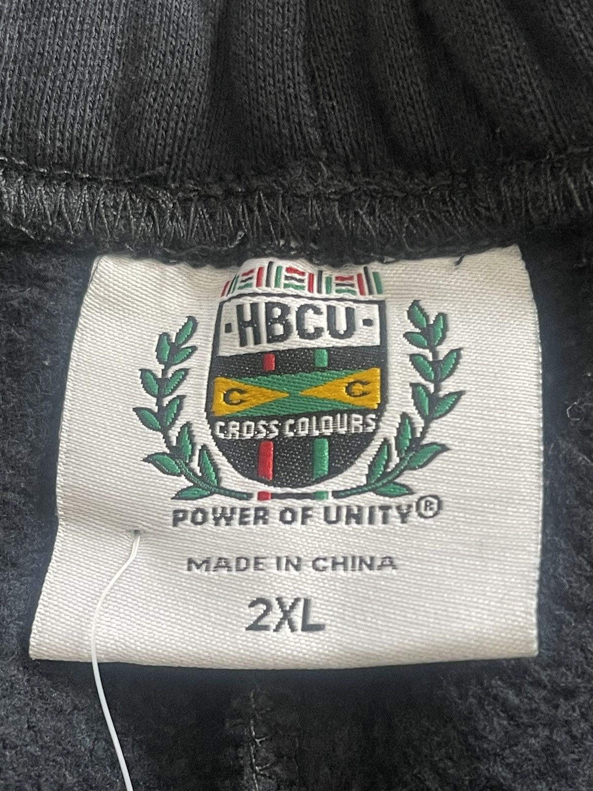 Cross Colours Cross Colours HBCU Homecoming Shorts - Size 2X Size US 40 / EU 56 - 3 Thumbnail