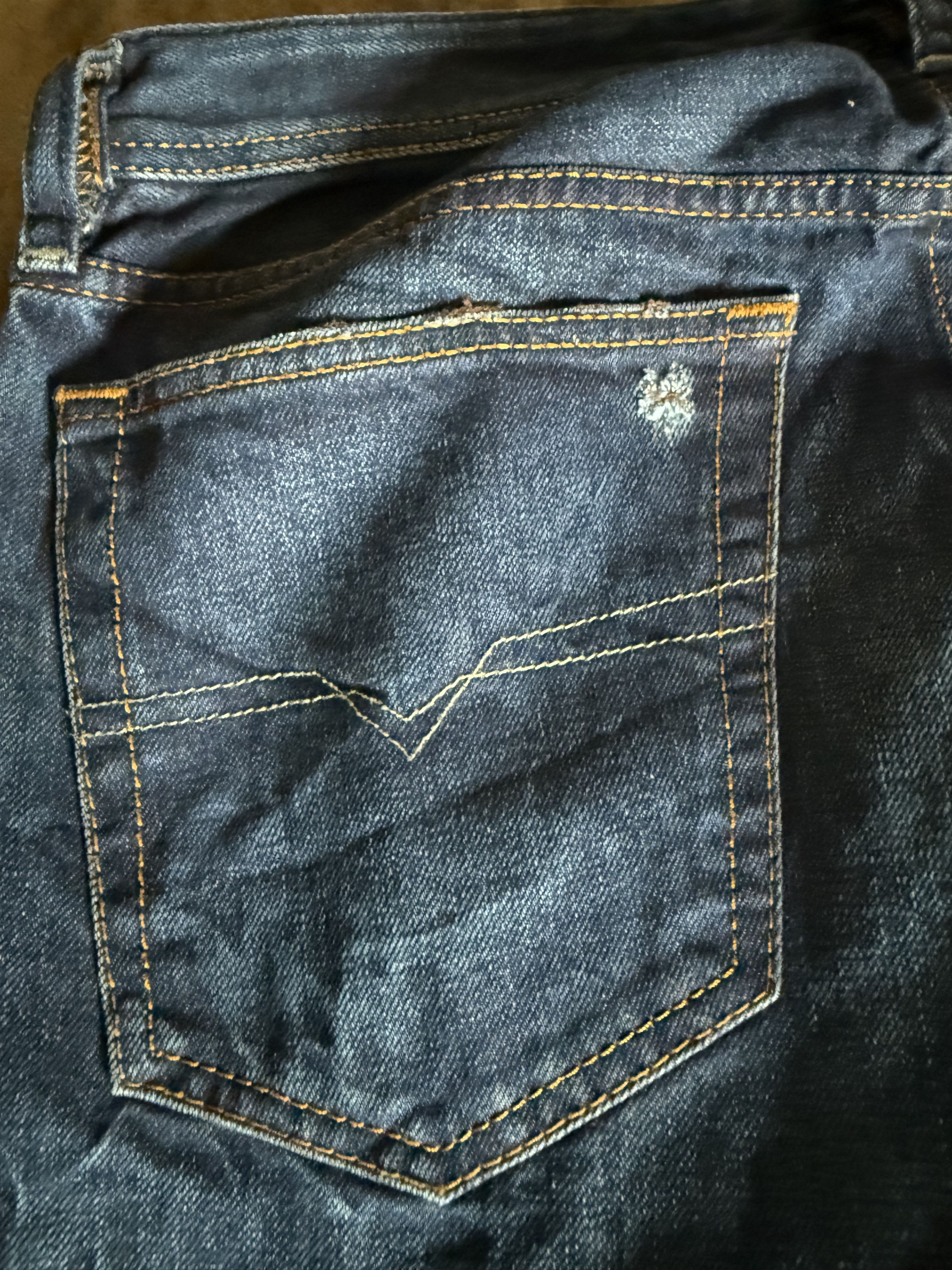 Diesel Black Gold Diesel Regular Slim Bootcut, RED Weft Size US 31 - 14 Thumbnail