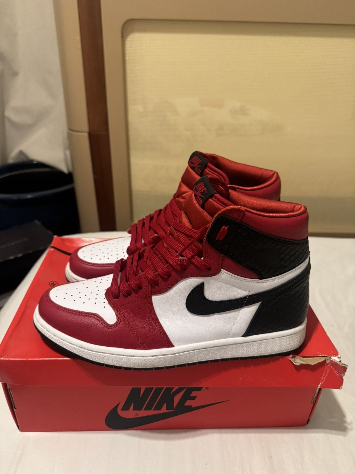 Jordan Brand Jordan 1 Size US 9.5 / EU 42-43 - 3 Thumbnail