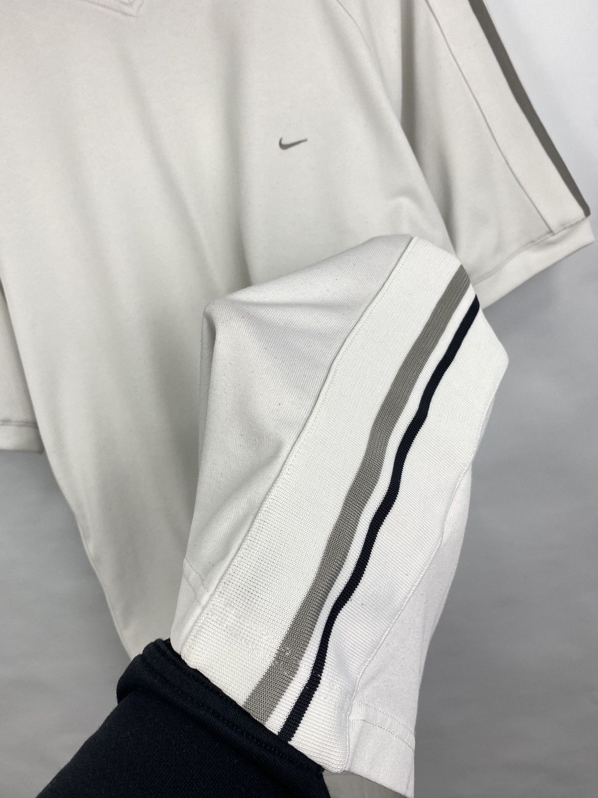 Nike 🇺🇸 Vintage 90s Nike Swoosh Y2K T-Shirt Rare Hype Retro Size US XL / EU 56 / 4 - 7 Thumbnail