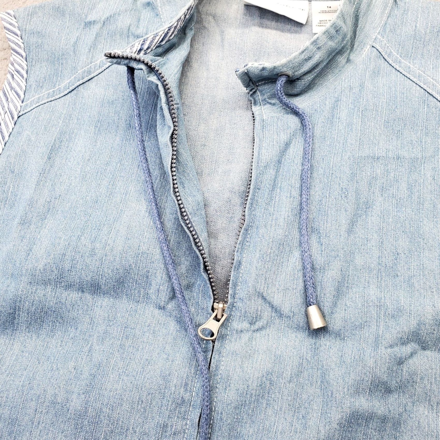 Vintage Alfred Dunner Denim Vest Womens Size 14 Blue Sleeveless Mock Neck Full Zip Vest Size XL / US 12-14 / IT 48-50 - 8 Thumbnail