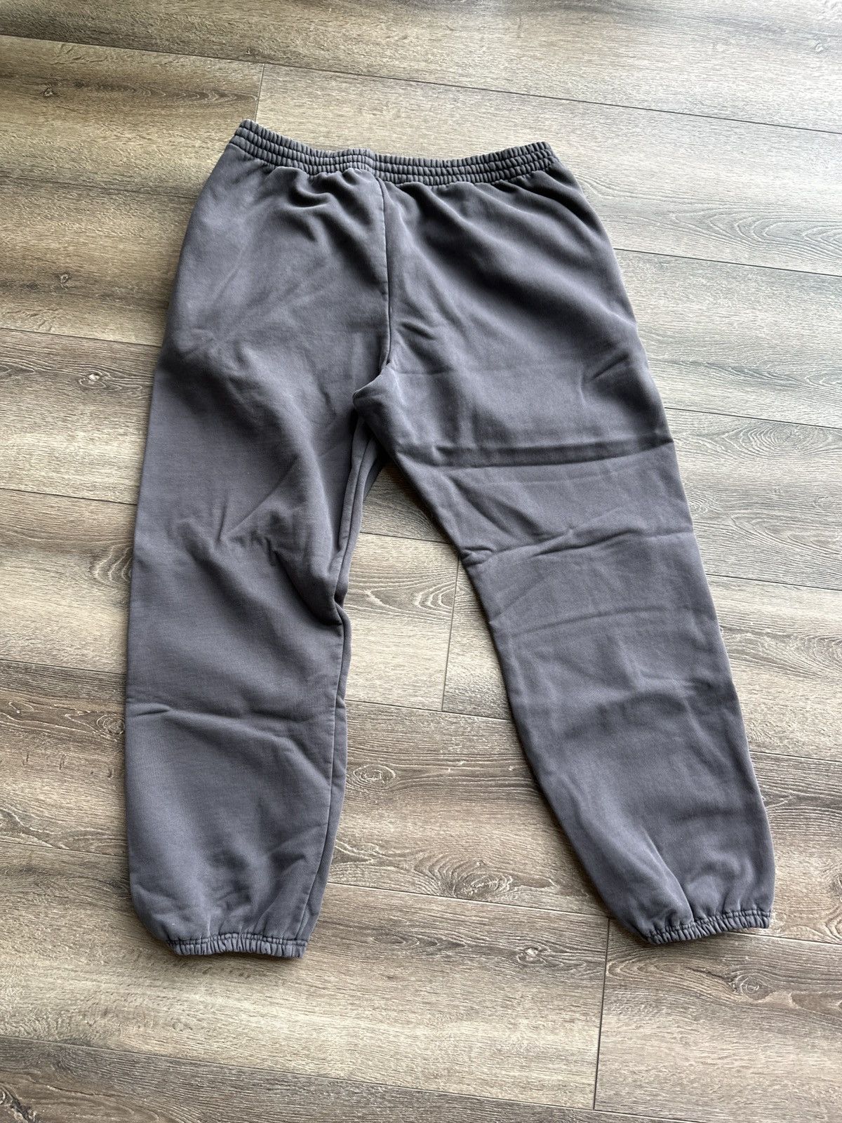 Balenciaga × Gap × Kanye West Yeezy Gap Balenciaga Sweatpants Size US 36 / EU 52 - 4 Thumbnail