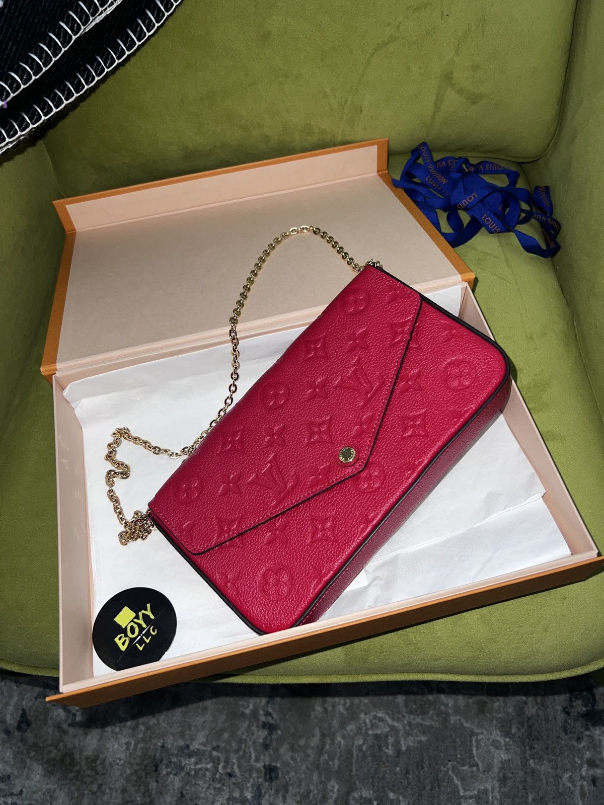 Louis Vuitton FELICIE POCHETTI MONOGRAM BAG Size ONE SIZE - 1 Thumbnail