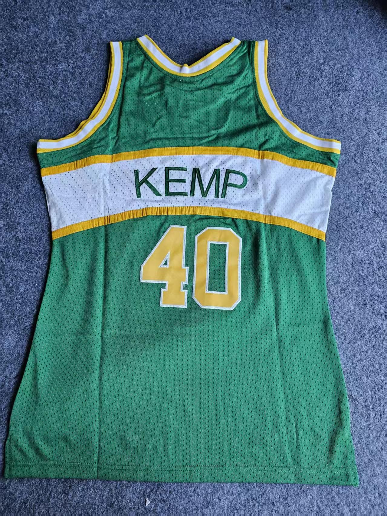 NBA 1994 95 Seattle SuperSonics 40 Shawn Kemp Jersey Size US M / EU 48-50 / 2 - 1 Thumbnail