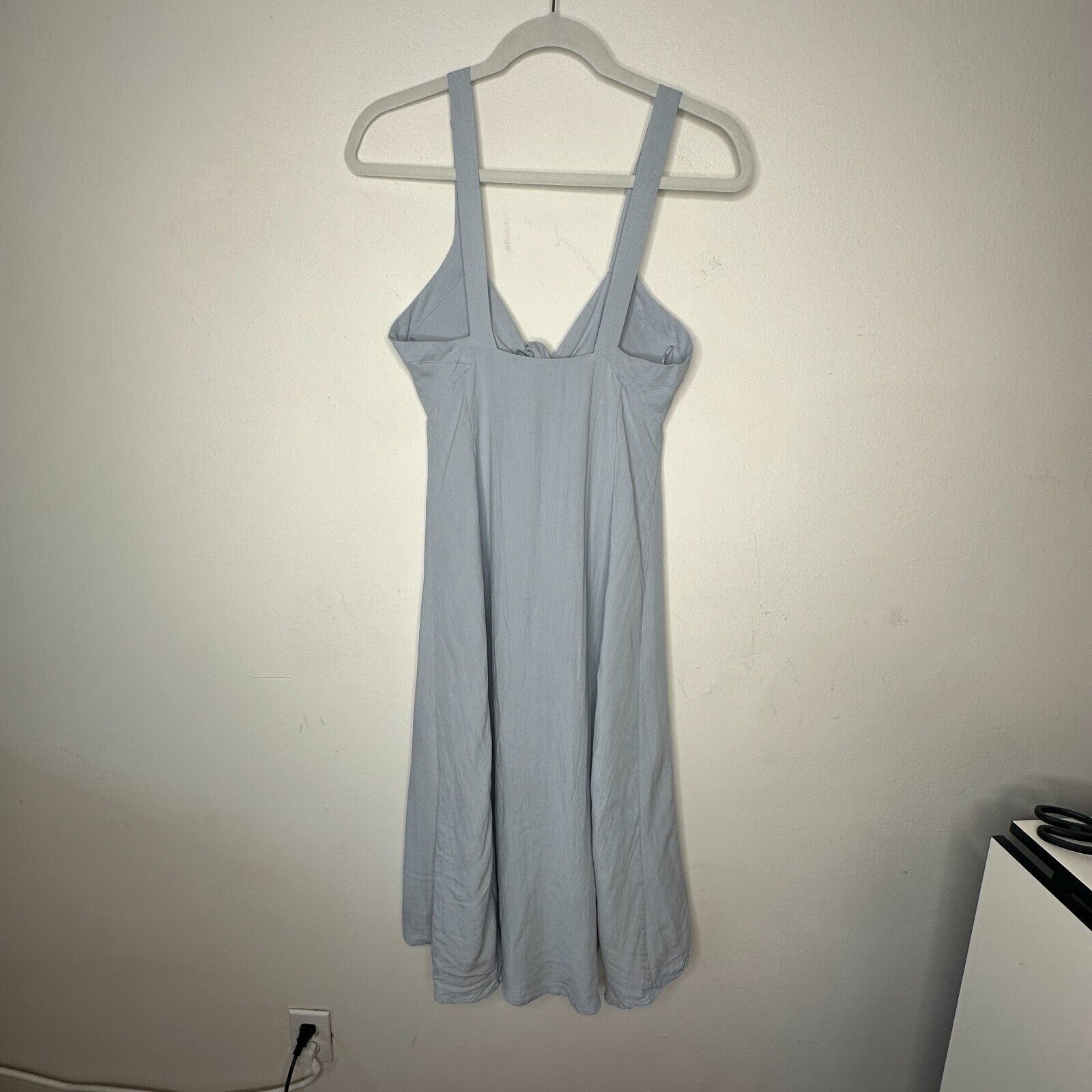 ASTR The Label ASTR The Label Light Blue Denim Linen Tie Front Midi Dress M Size M / US 6-8 / IT 42-44 - 5 Thumbnail
