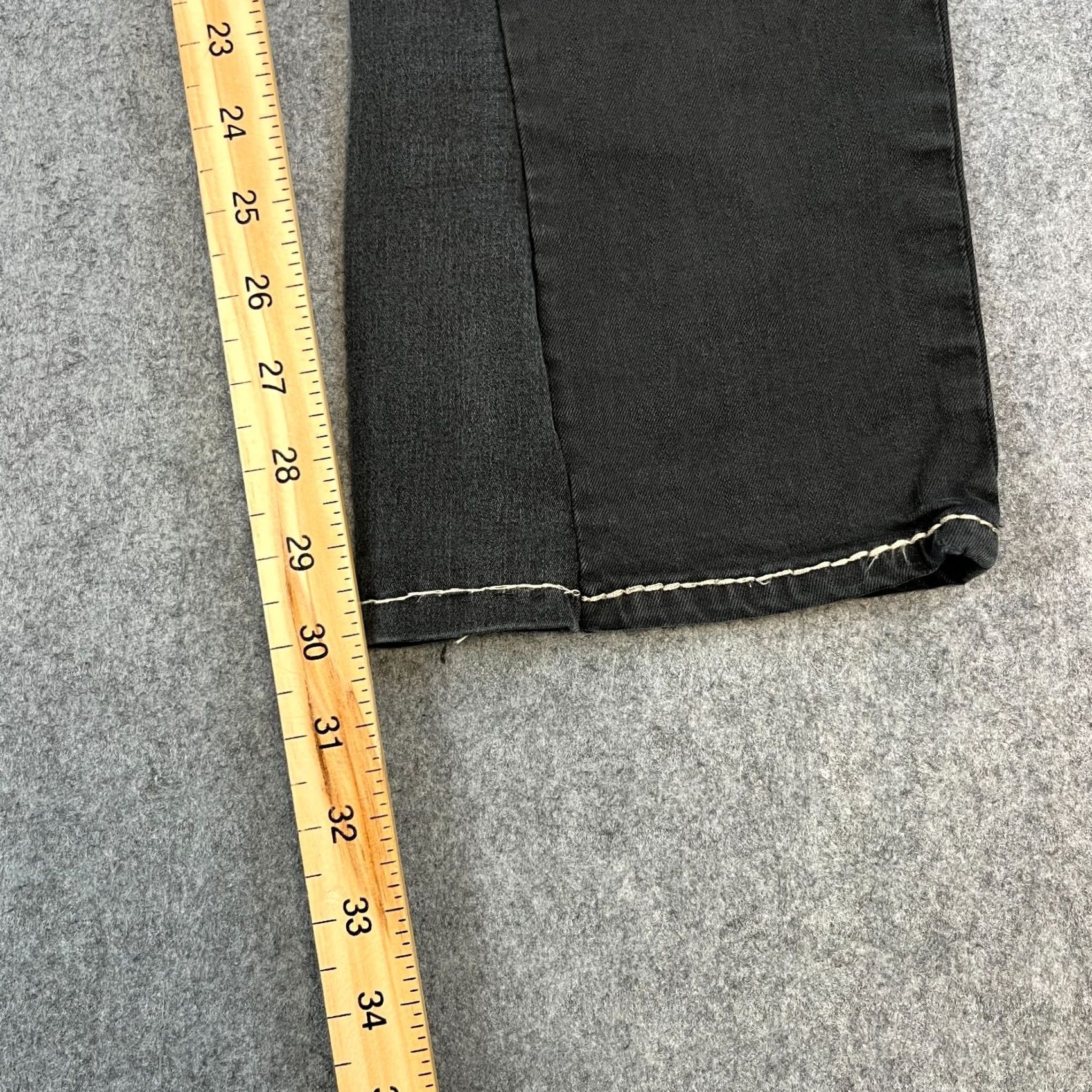 True Religion True Religion Jeans Slim Bootcut Womens 8 Denim Black 5-Pocket Design Leather Logo Button Zipper Regular Inside Leg 30in Vintage No Size 30" / US 8 / IT 44 - 4 Thumbnail