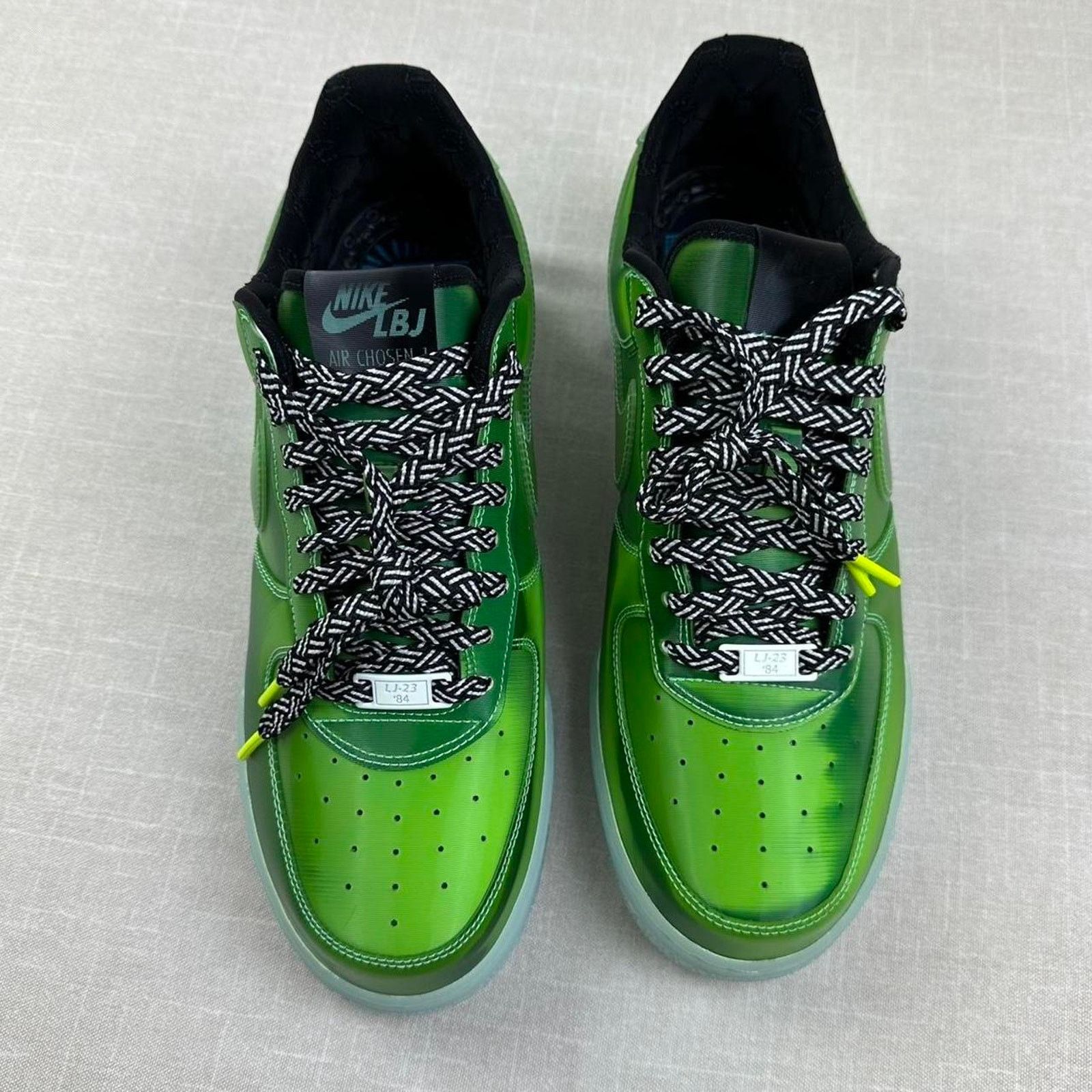 Nike 💚 Nike Air Force 1 Low Premium "Lebron James" 11M Size US 11 / EU 44 - 3 Thumbnail