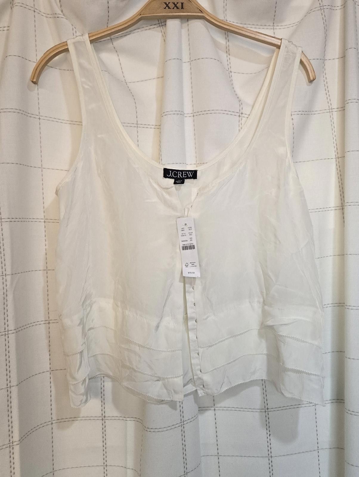J.Crew J Crew Drapey tiered top in crepe de chine Size XS / US 0-2 / IT 36-38 - 2 Thumbnail
