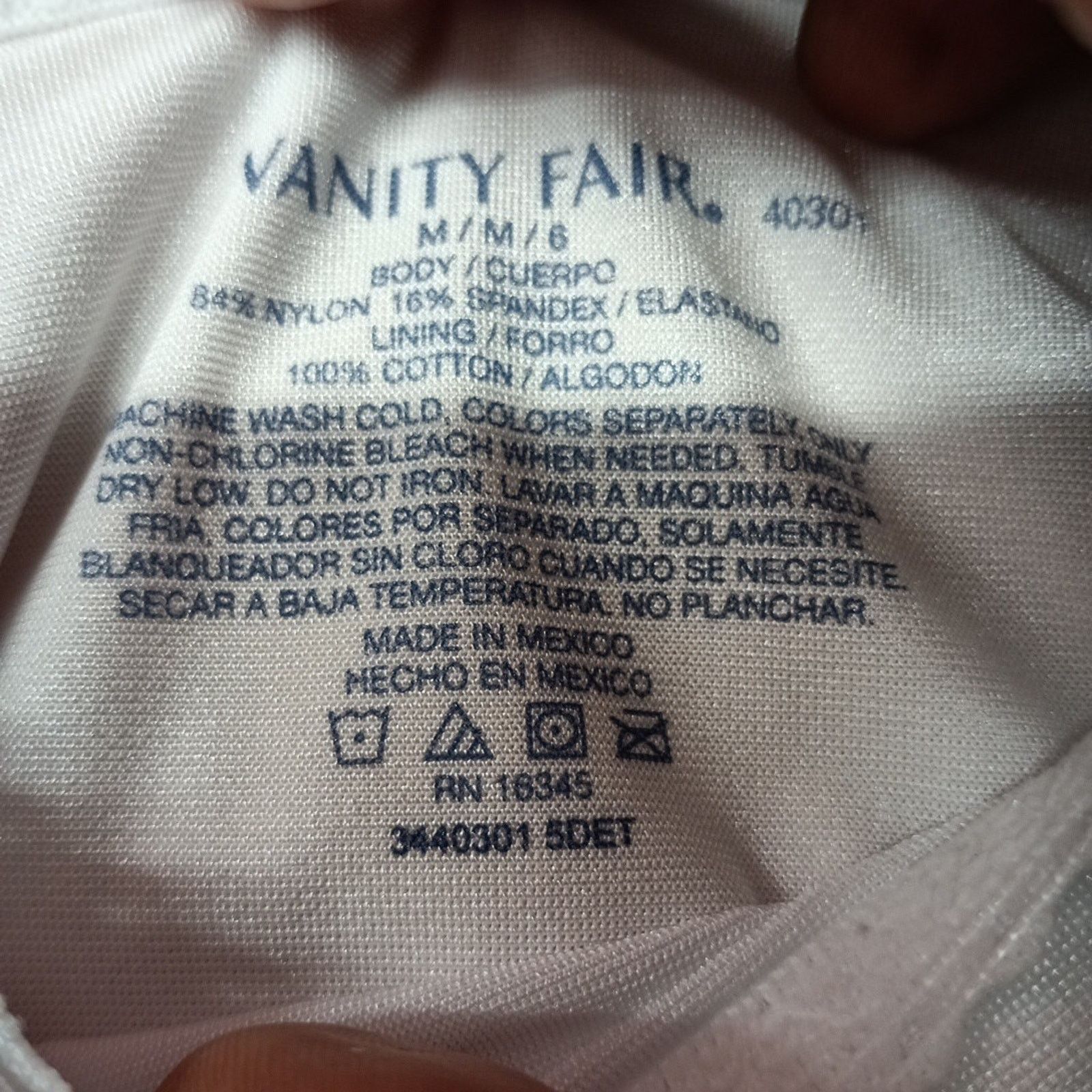 Other Vanity Fair Light Control Undershapers 3 Pack Brief M/6 Size ONE SIZE - 5 Thumbnail