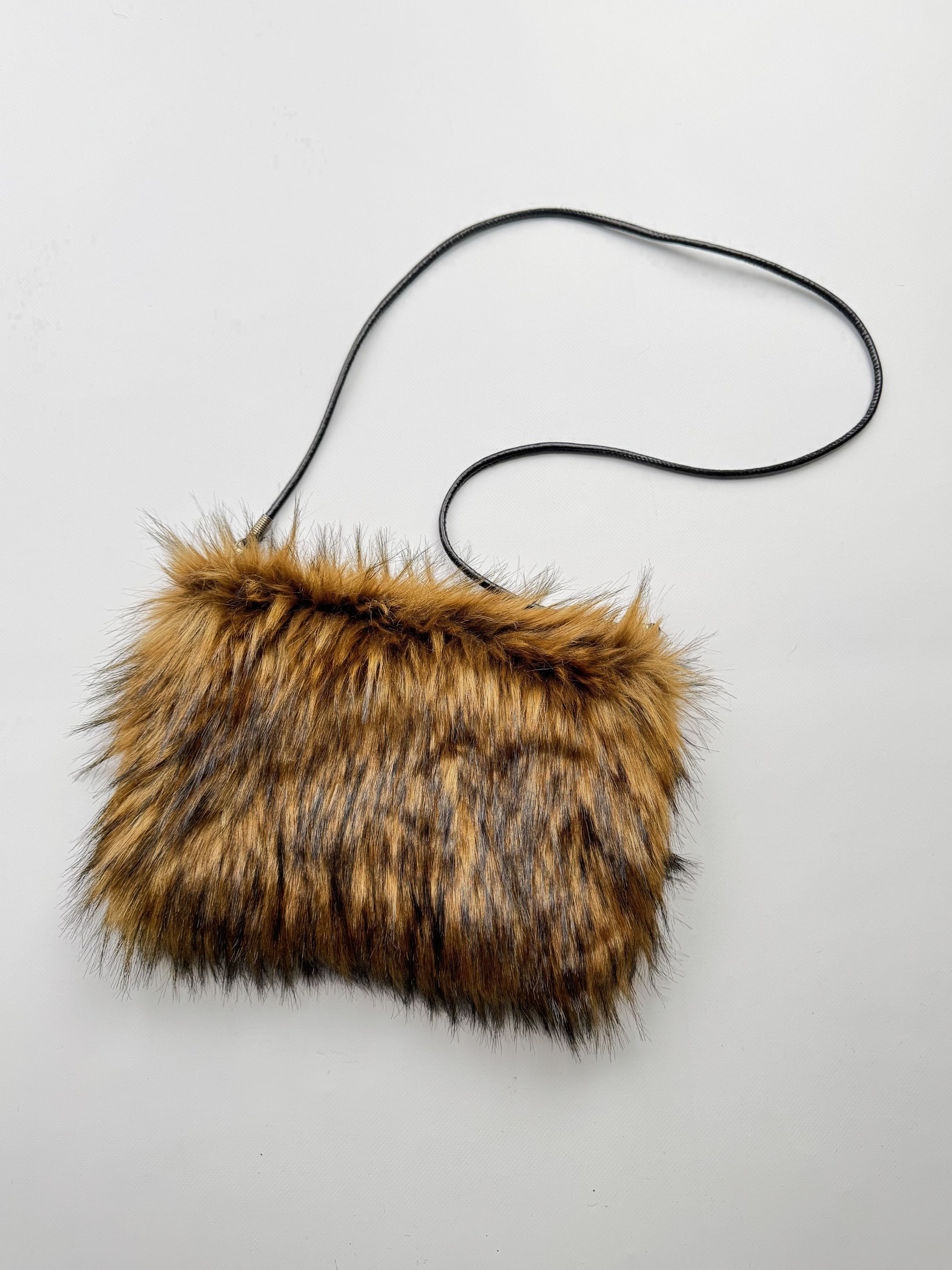 Vintage Faux Fur Bag B371(V226)E2