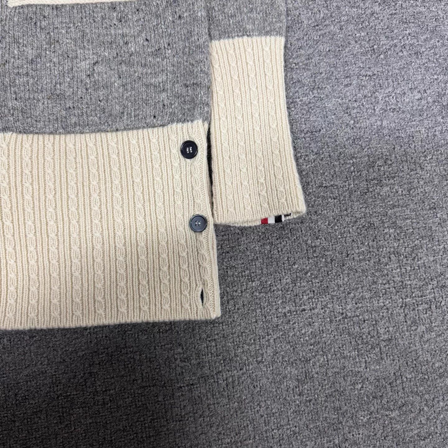Thom Browne Thom Browne 4-stripe color blocked cardigan 38 Size XS / US 0-2 / IT 36-38 - 5 Thumbnail