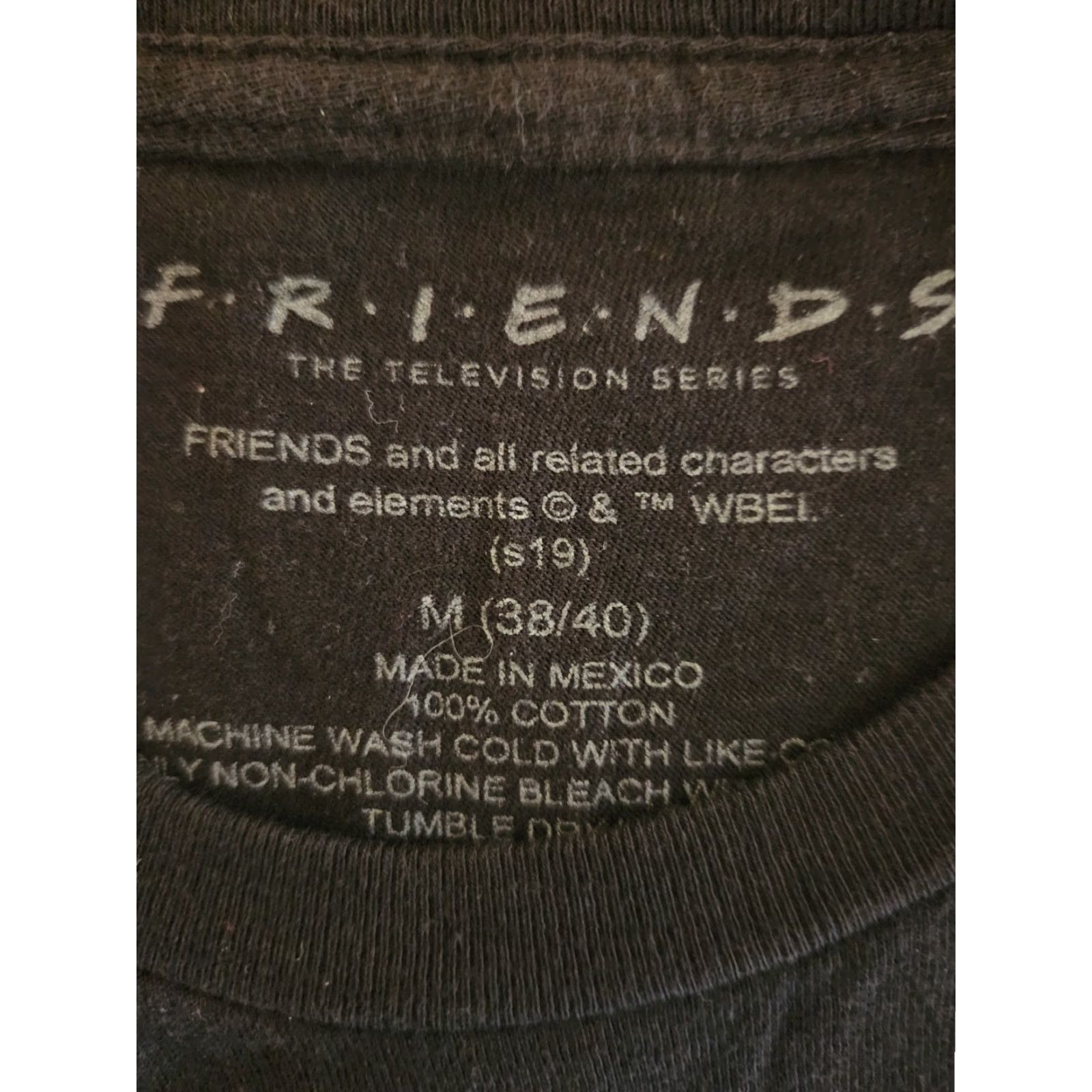 Logo 7 Friends Black Short Sleeve Graphic T-shirt Size Medium TV Show Logo Soft Cotton Unisex Adults Crew Neck M Black Graphic TV Womens Mens Shirt Size US M / EU 48-50 / 2 - 2 Thumbnail