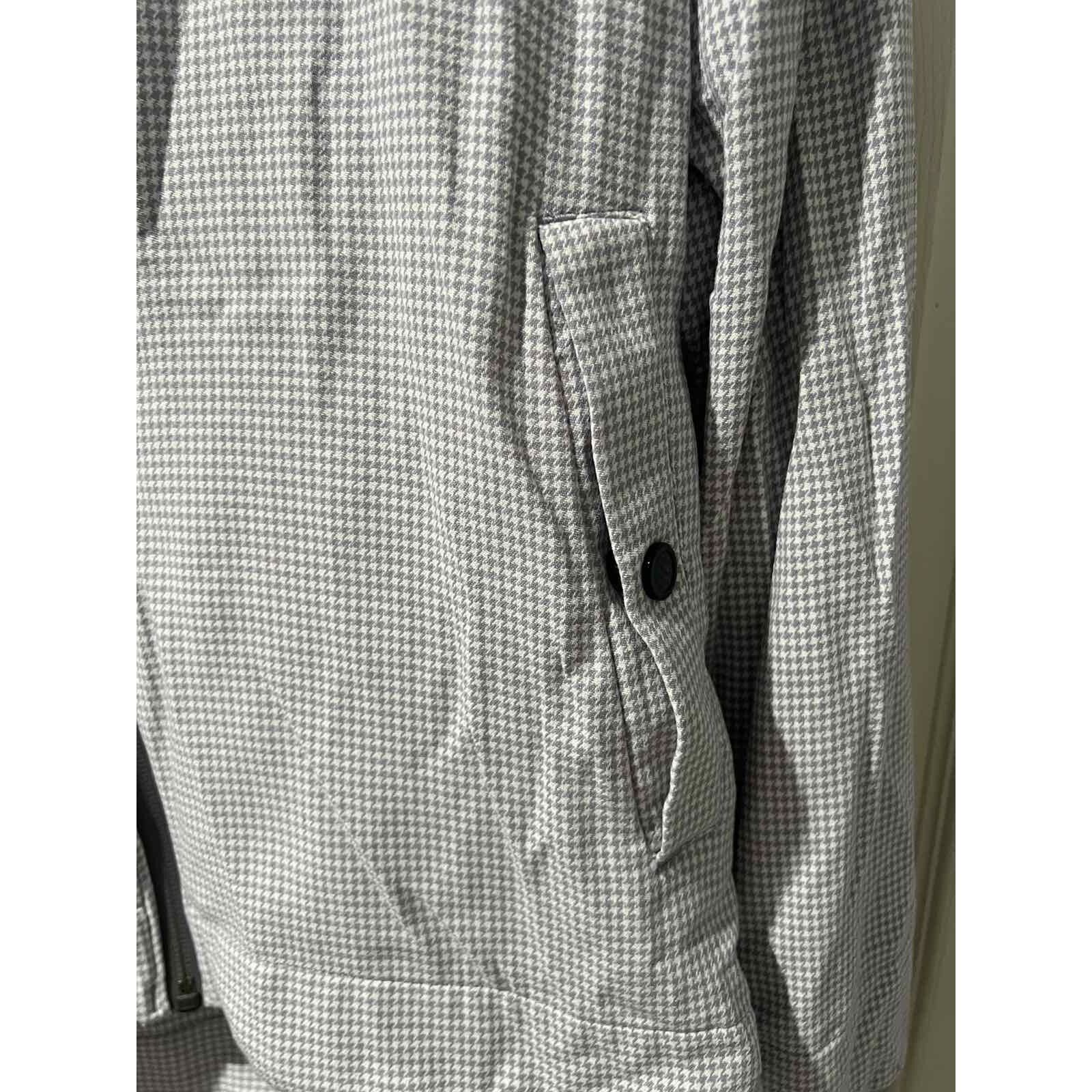 Lululemon Lululemon Men Houndstooth White Gray Size M A001599 Size US M / EU 48-50 / 2 - 6 Thumbnail