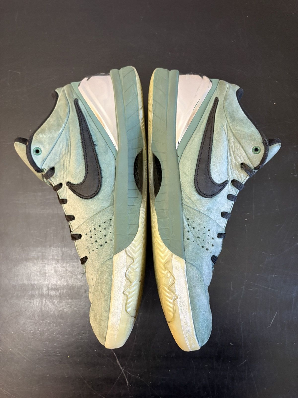 Nike Nike Kobe 4 Protro Girl Dad Size US 10.5 / EU 43-44 - 3 Thumbnail