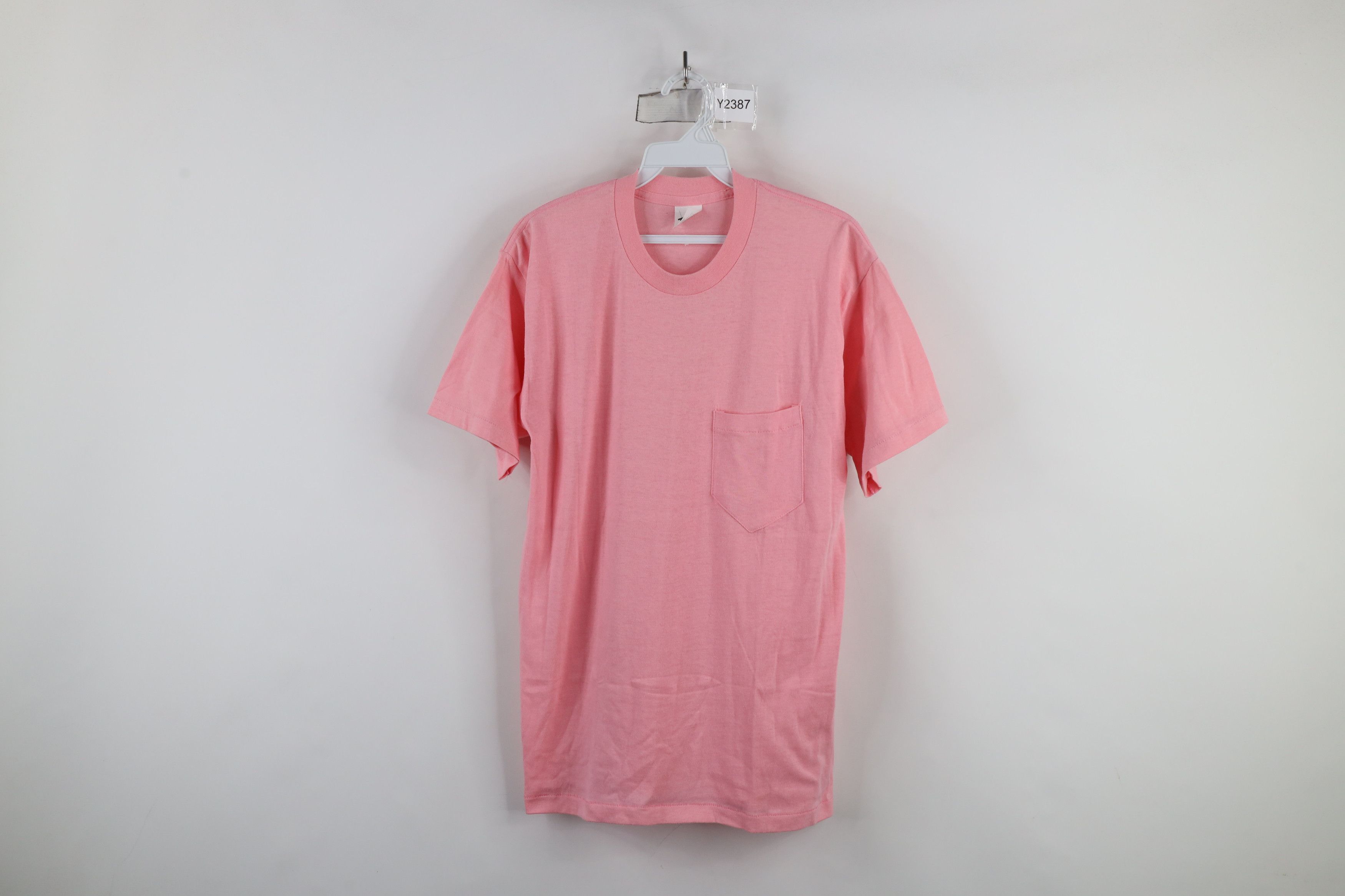 Vintage Vintage 70s Streetwear Short Sleeve Pocket T-Shirt Pink USA Size L / US 10 / IT 46 - 1 Thumbnail