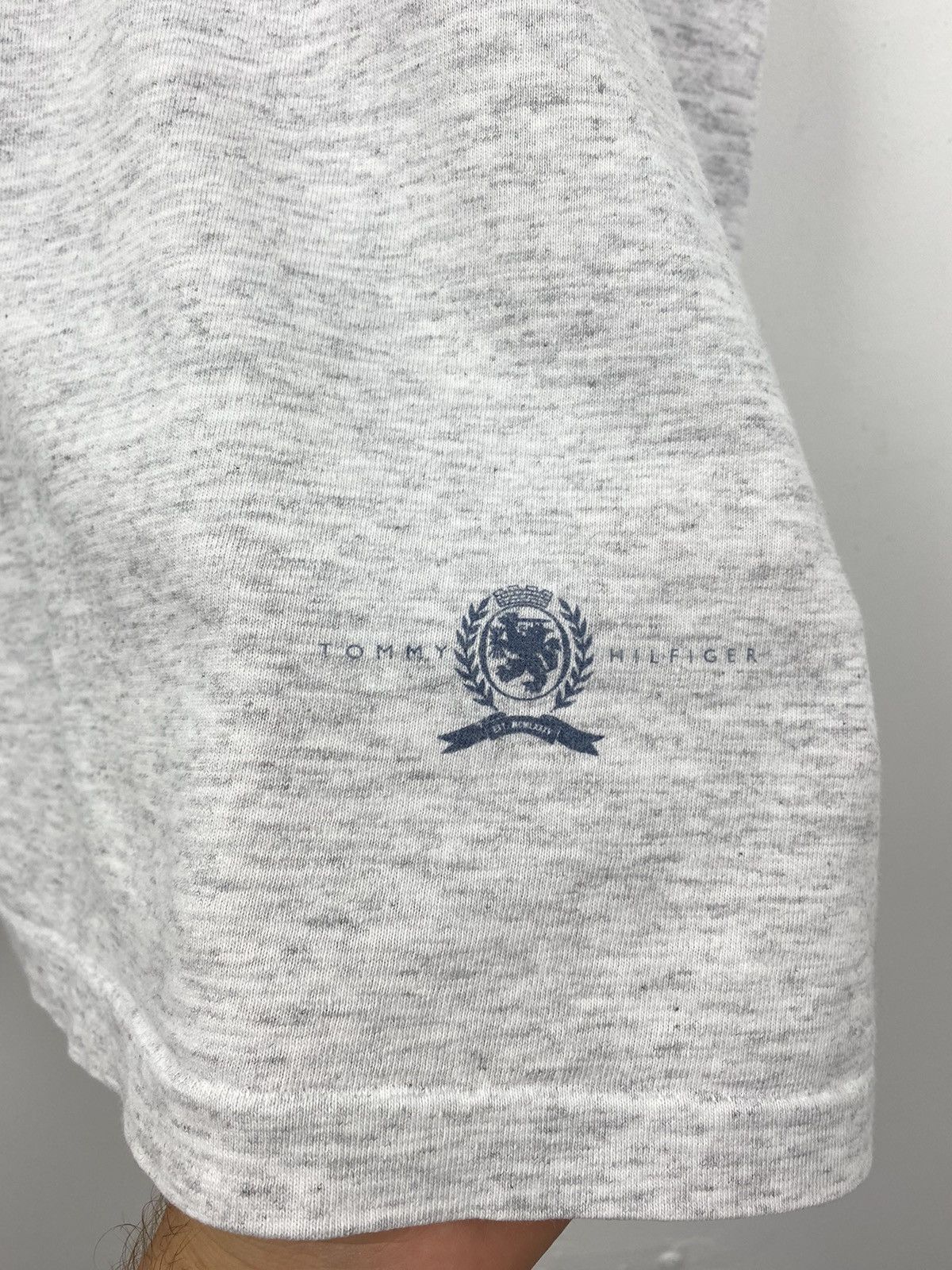 Tommy Hilfiger Vintage 90s Tommy Hilfiger USA Flag Logo T Shirt Lacoste Size US XL / EU 56 / 4 - 4 Thumbnail