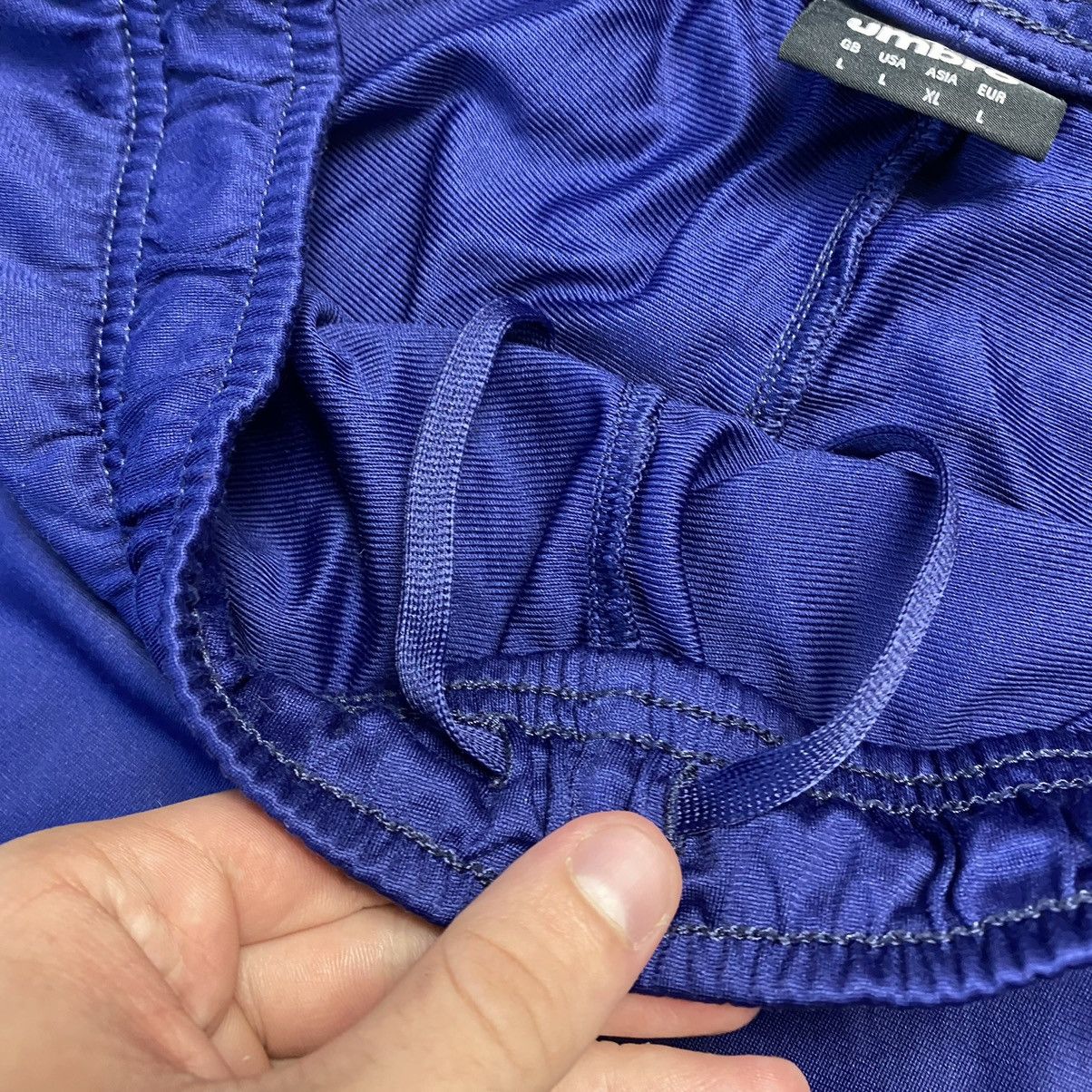 Umbro Vintage Adidas FC Schalke 04 small logo soccer shorts Size US 34 / EU 50 - 6 Thumbnail