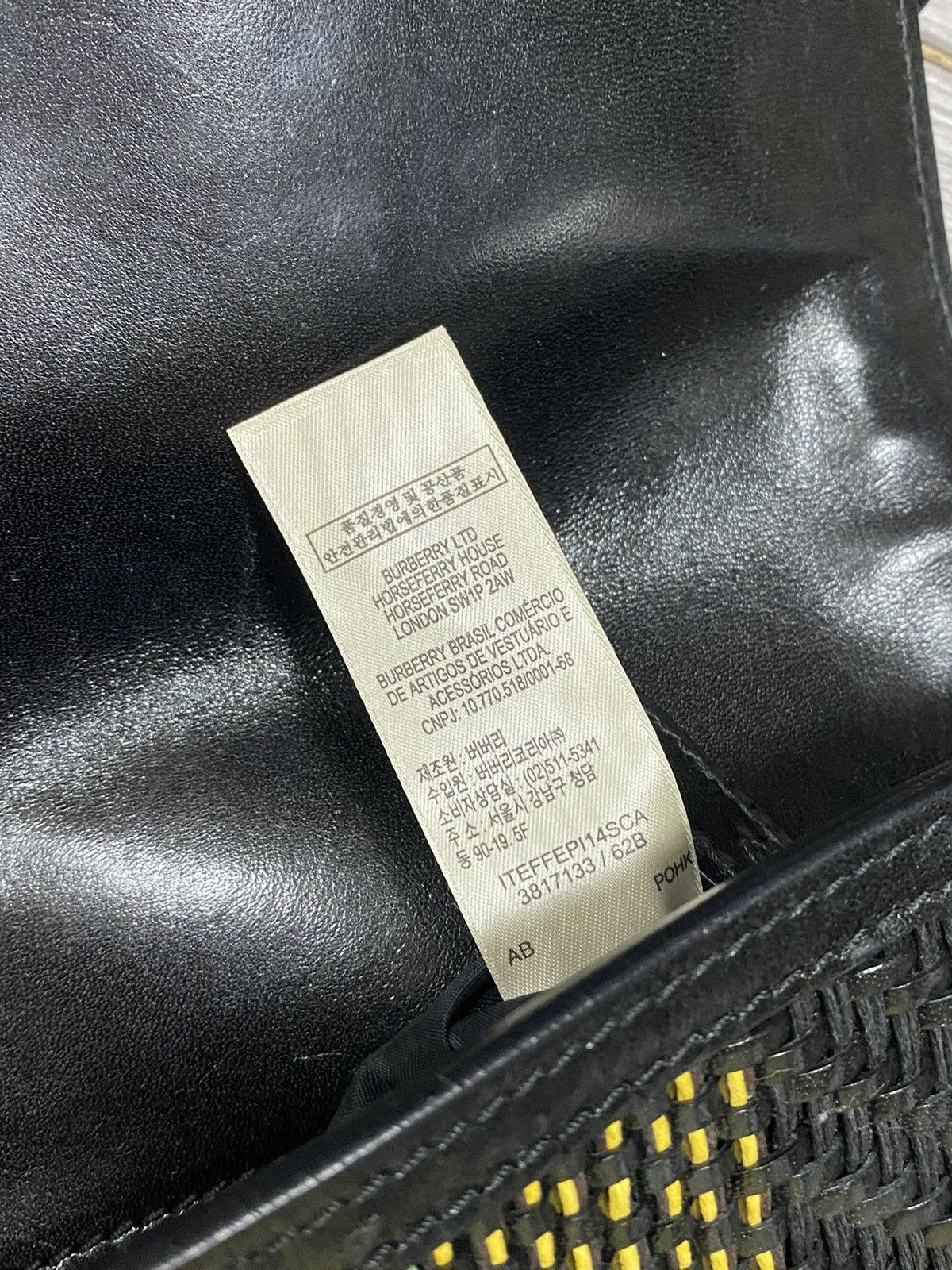 Burberry Prorsum Burberry buffalo leather woven raffia flap clutch Size ONE SIZE - 12 Thumbnail