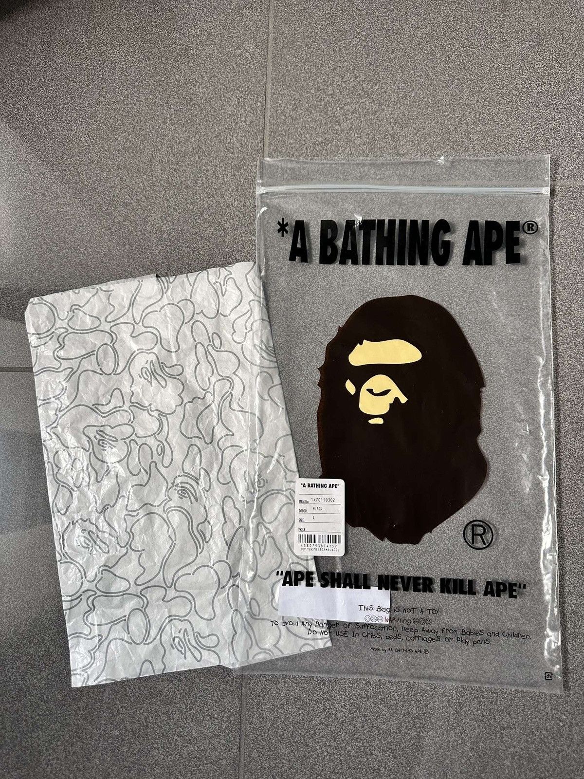 Bape A Bathing Ape Short Sleeve Shirt Size US L / EU 52-54 / 3 - 9 Thumbnail
