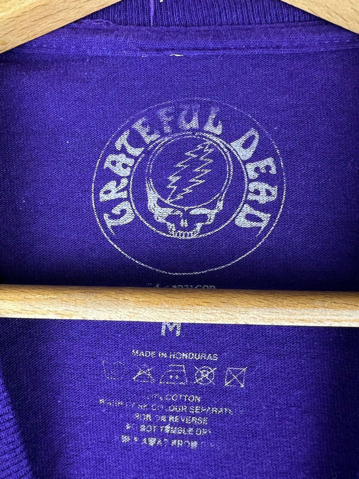 Grateful Dead Grateful Dead 77 NFA Basketball Purple Y2K t shirt Size US L / EU 52-54 / 3 - 4 Thumbnail