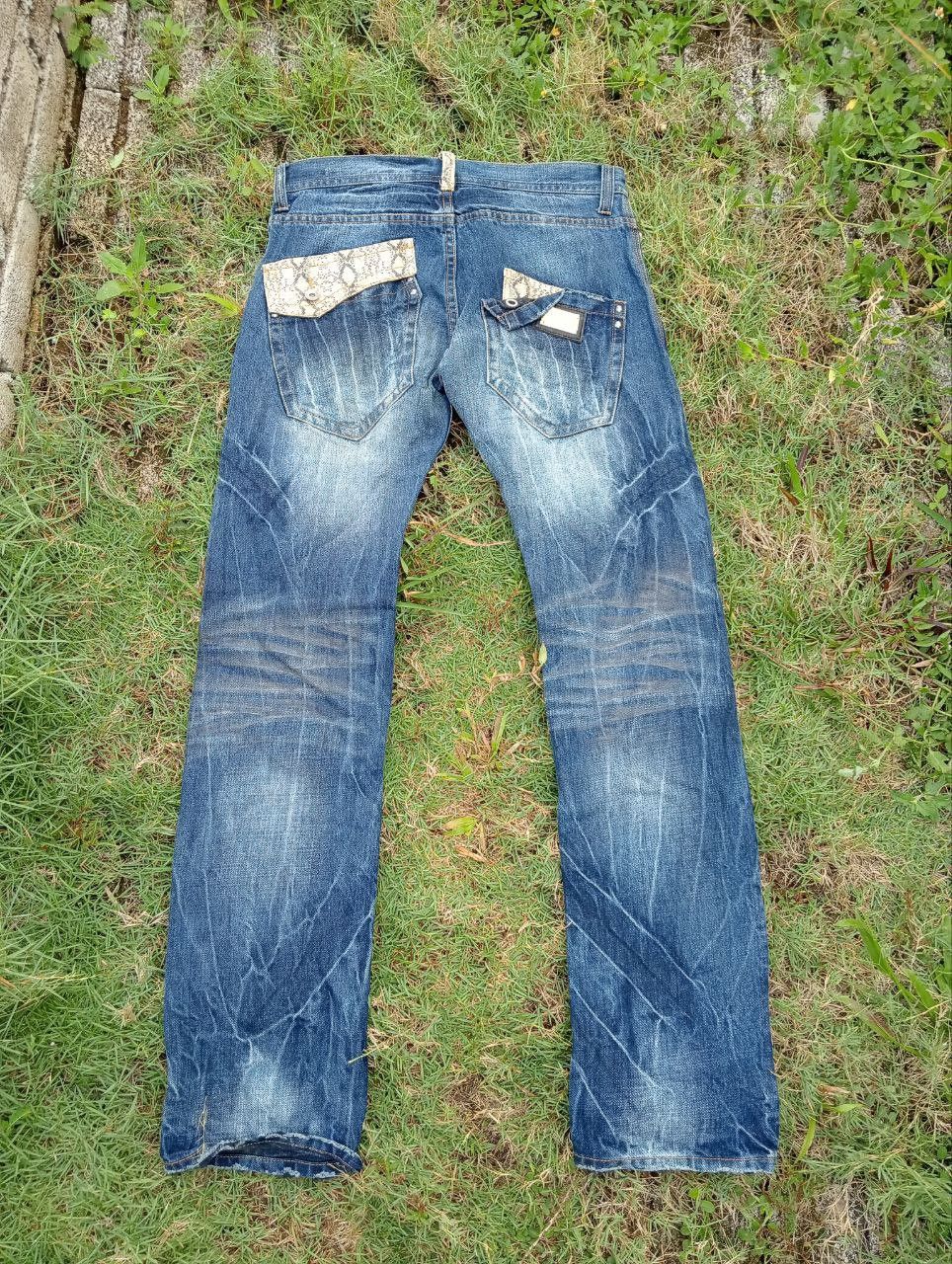 semanticdesign VINTAGE SEMANTIC DESIGN JAPAN SNAKE SKIN STYLE JEANS Size US 33 - 1 Thumbnail