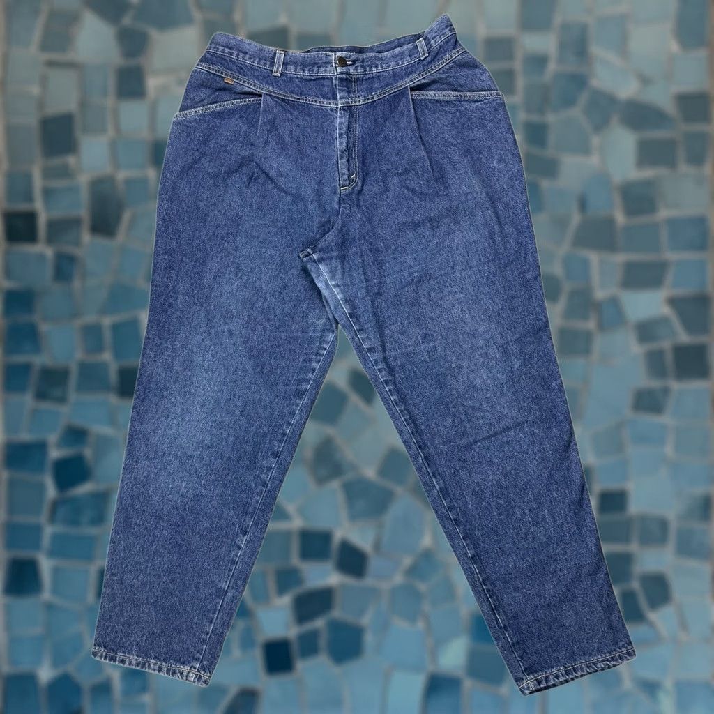 Levi's VINTAGE Levi's Jeans Women 24W USA Made Tapered Grunge Skater Leather? (Note: No extra info) Size 42" / US 20 - 1 Thumbnail