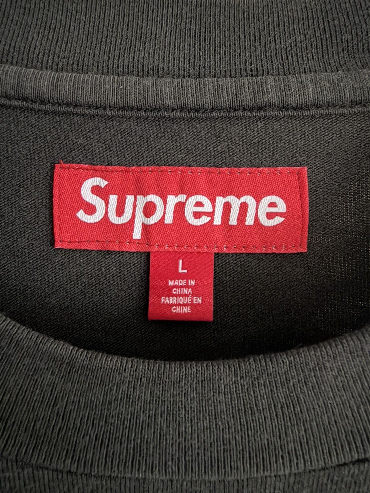 Supreme Supreme Cracked Spellout S/S Top Size US L / EU 52-54 / 3 - 4 Thumbnail