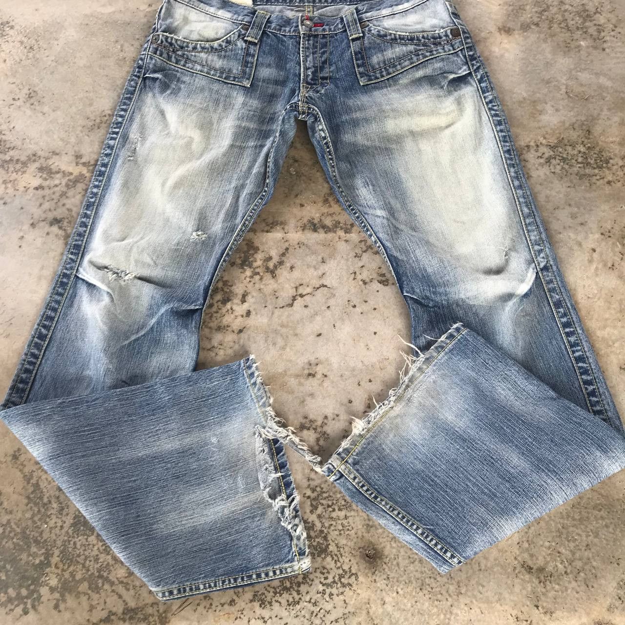 Other FLARED BLUEWAY JAPAN DISTRESSED LOWRISE DENIM W33x33 Size US 33 - 3 Thumbnail