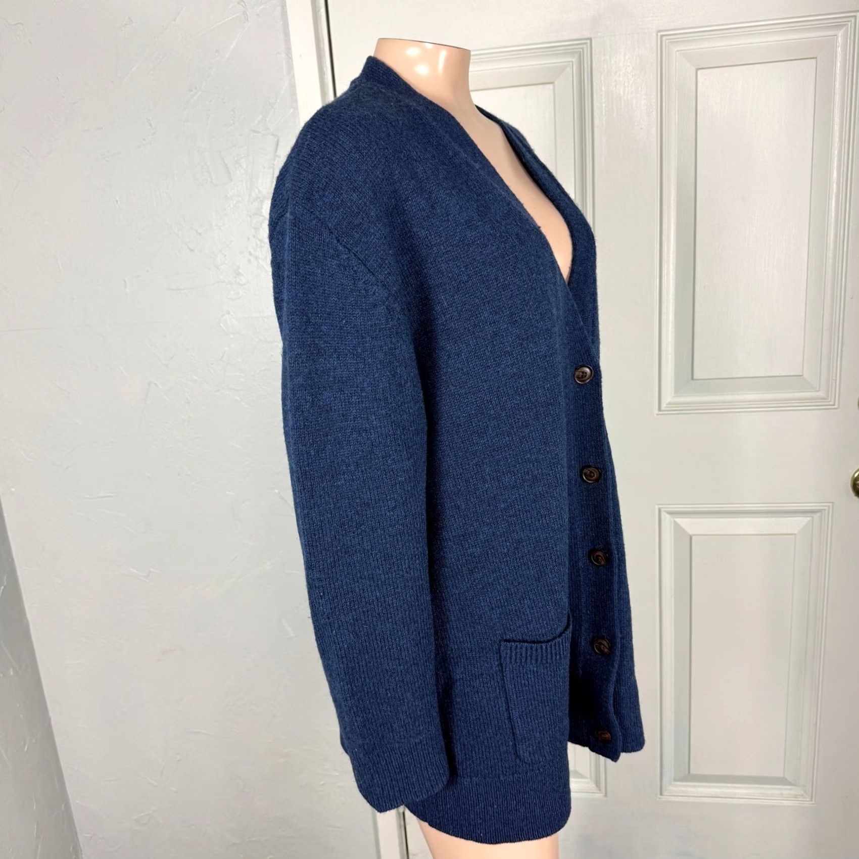 Pendleton Pendleton Sweater Women's L Navy Wool Cardigan Button Knit Pockets L30 Size L / US 10 / IT 46 - 5 Thumbnail