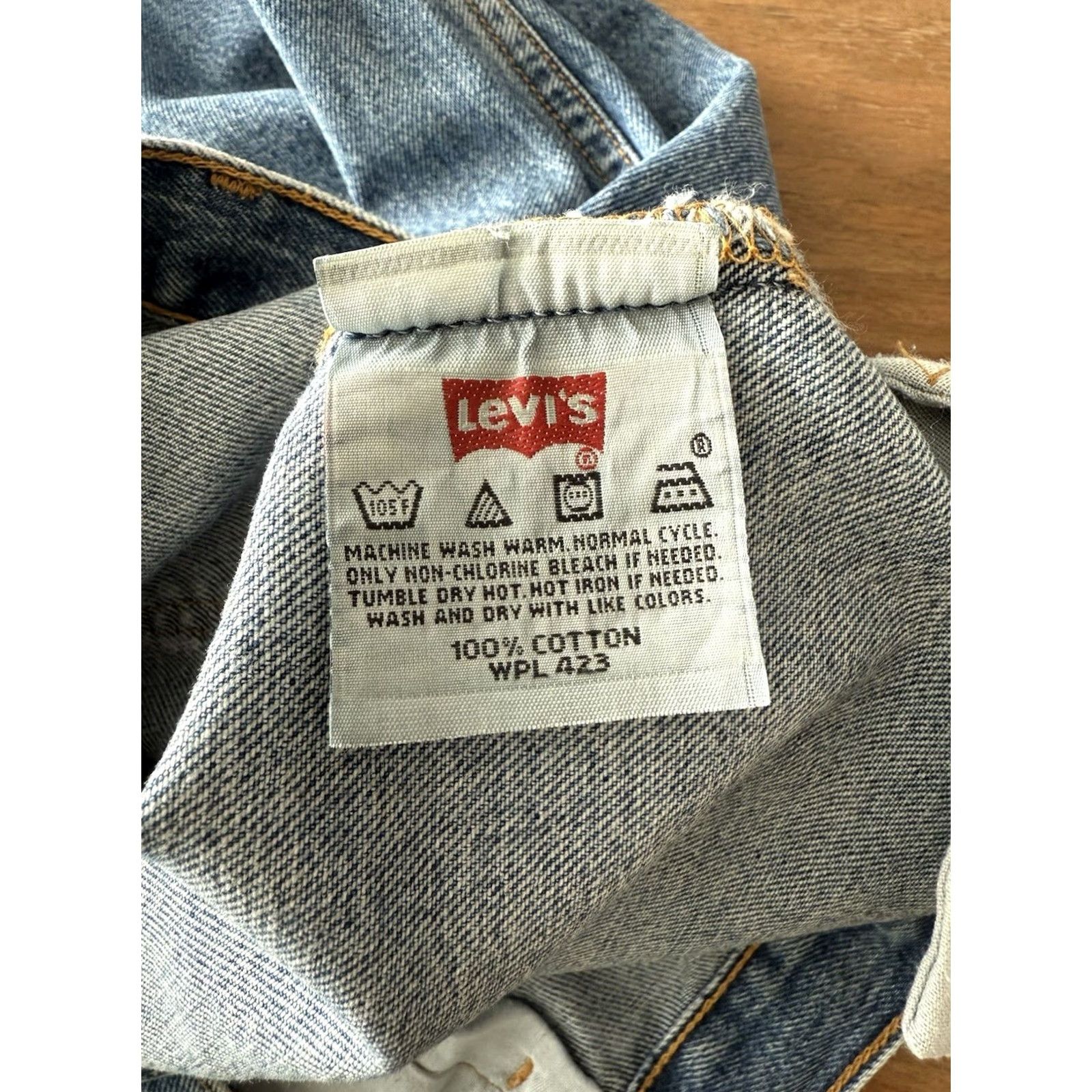 Levi's Levi's 501 Jeans Mens Regular Fit 40x29.5 Denim Blue Button Fly Vintage 90s Style City Hip Hop Logo Size US 40 / EU 56 - 4 Thumbnail